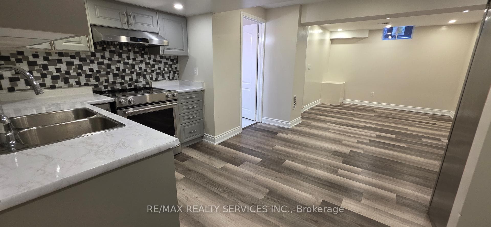 34 Interlacken Drive Unit Bsmt, Brampton, ON L6X 0W5 - Photo 1