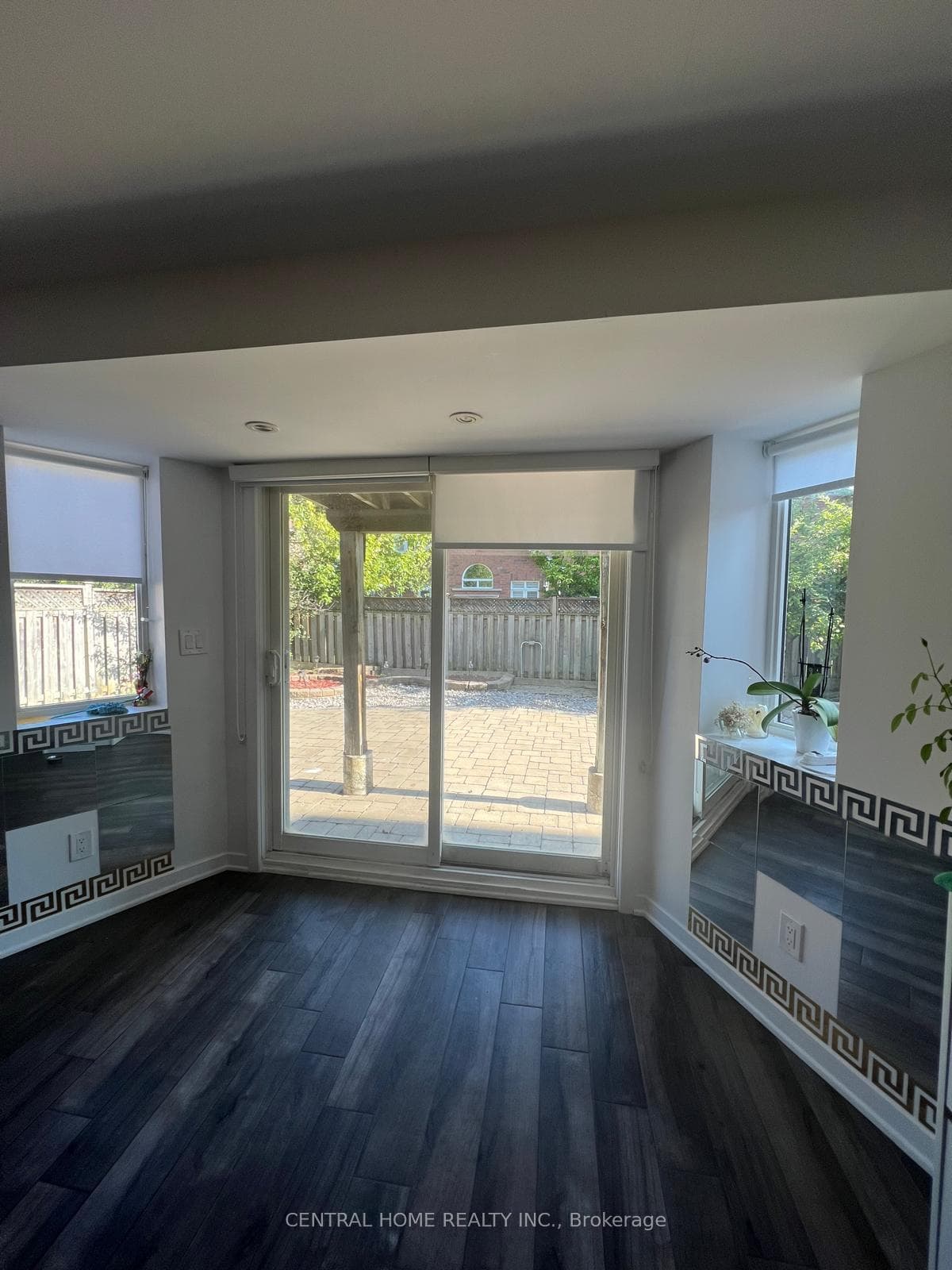 147 Jefferson forest Drive Unit Basmt., Richmond Hill
