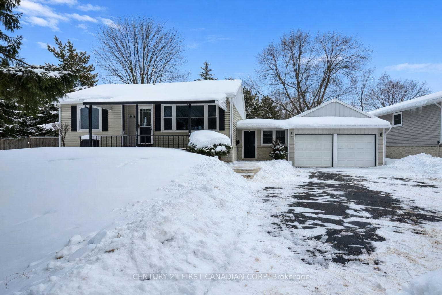 568 Creston Avenue Unit Lower, London South, ON N6C 3A6 - Photo 1