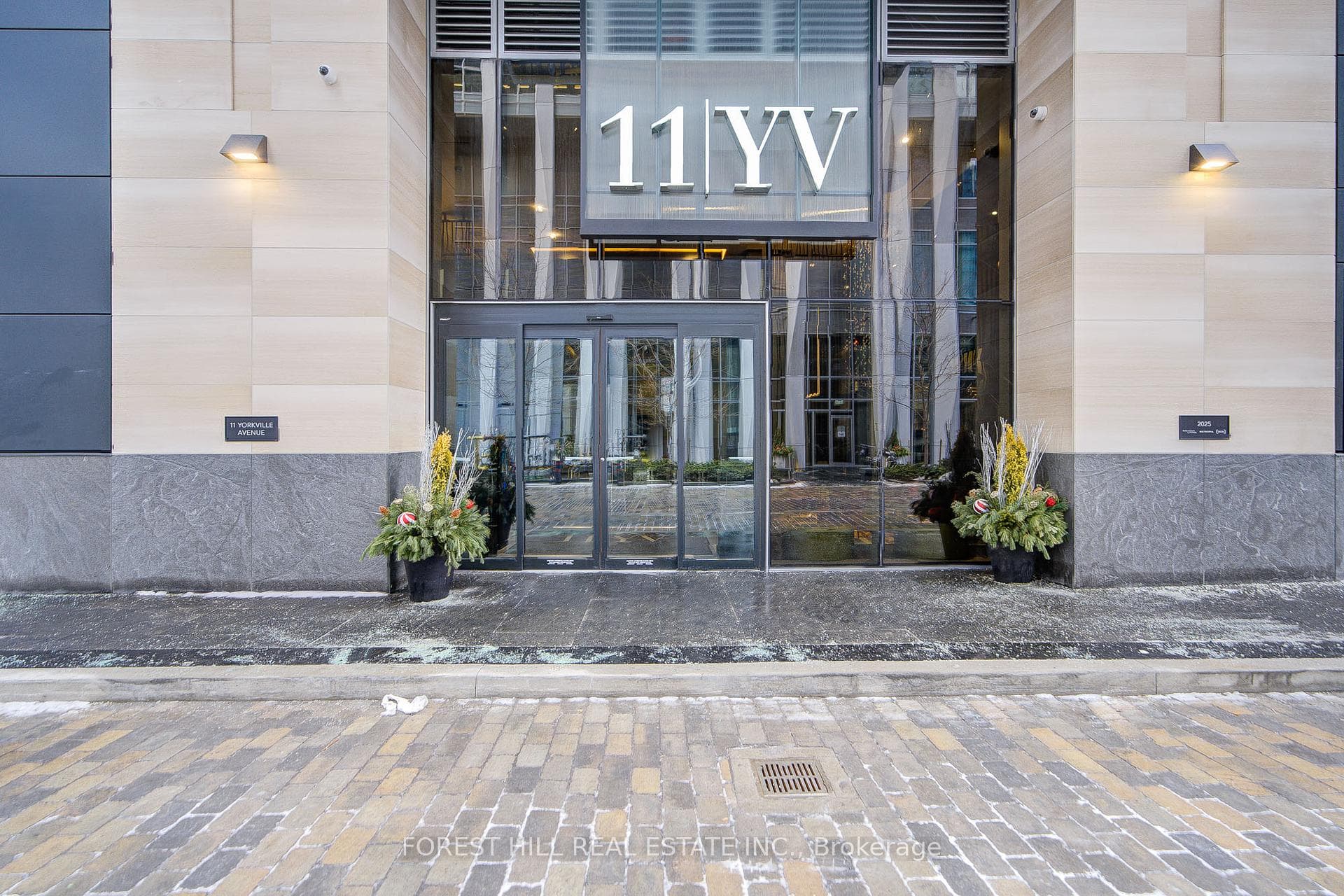 11 Yorkville Avenue Unit 1003, Annex / Yorkville / Summerhill, ON M4W 0B7 - Photo 1