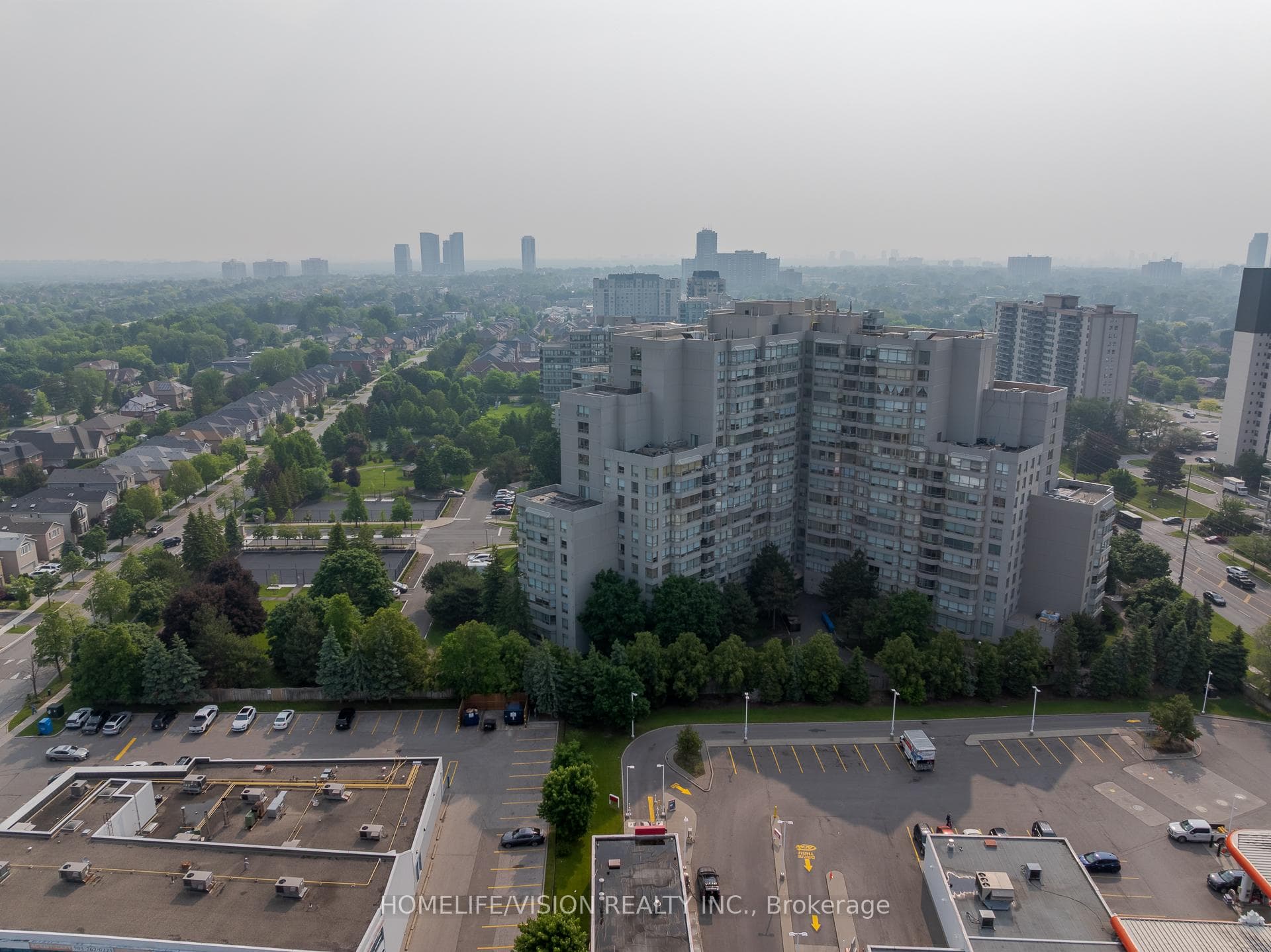 7 Townsgate Drive Unit 413, Vaughan