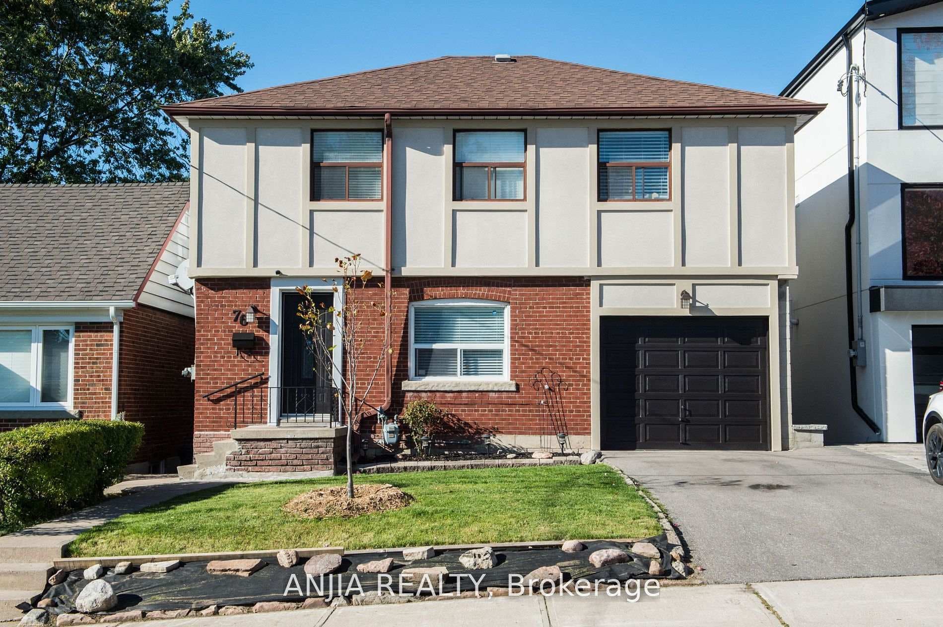 76 Adair Road, Danforth / East York, ON M4B 1V7 - Photo 1