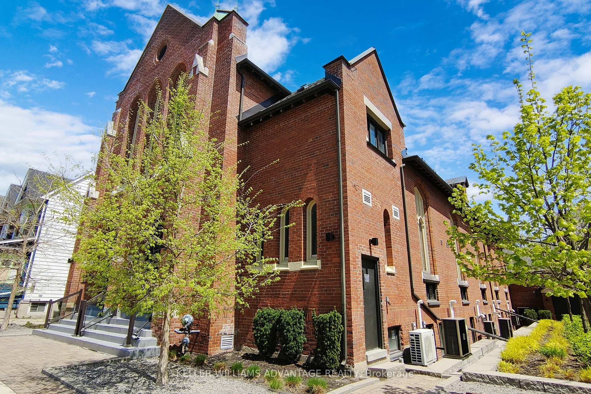 175 Jones Avenue Unit 13, Toronto E01