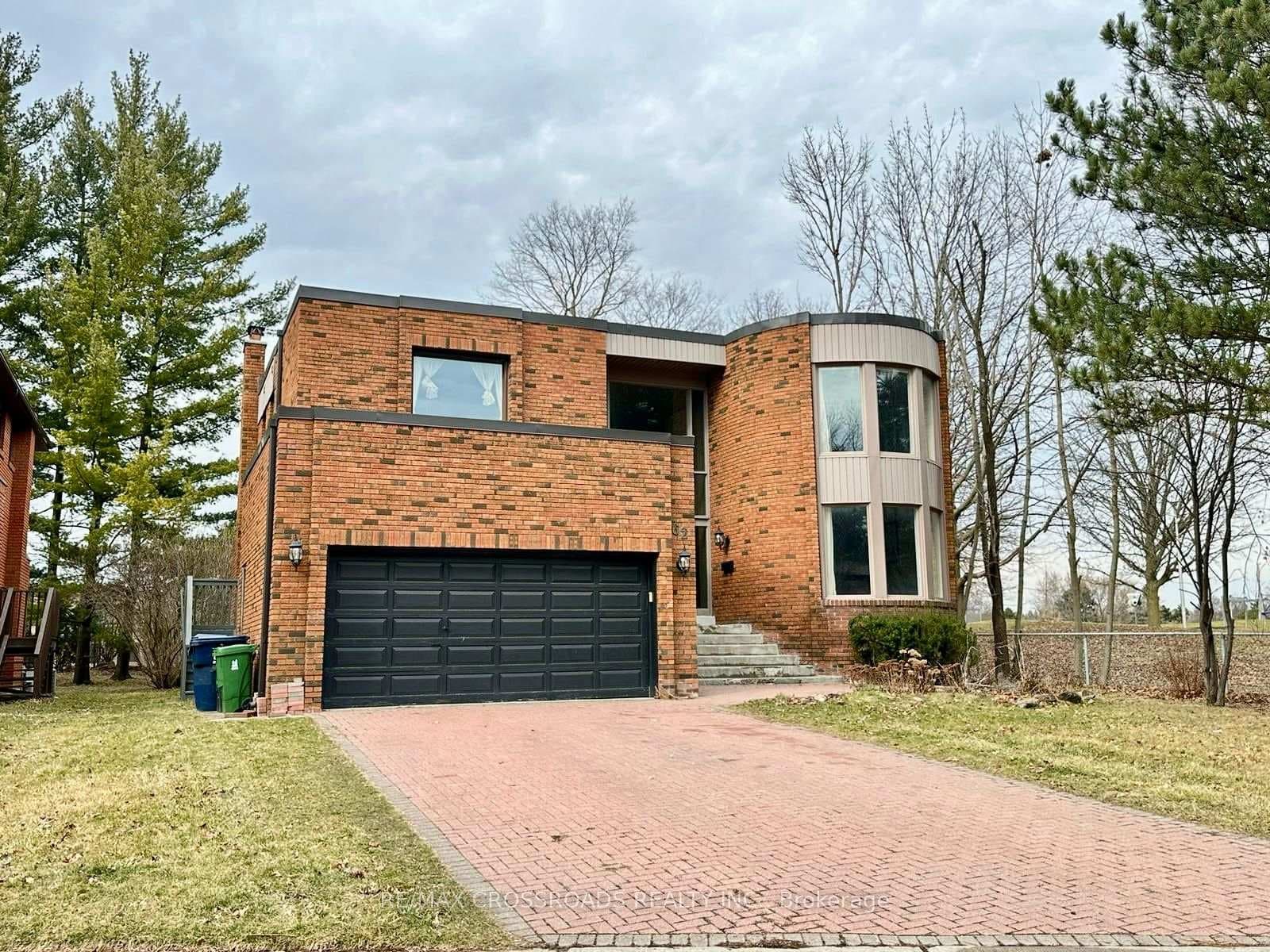 62 Garnier Court, Hillcrest Village / Bayview Village, ON M2M 4C9 - Photo 1