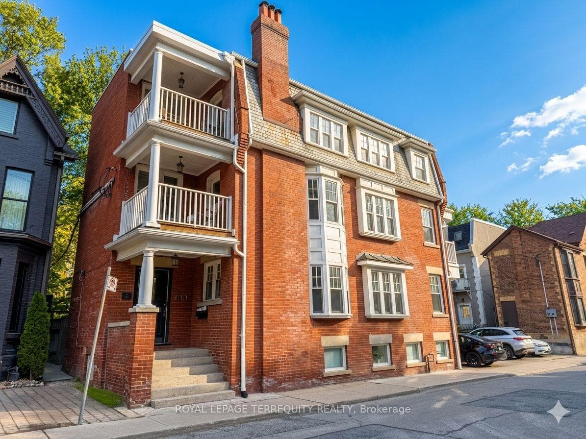 8 Webster Avenue Unit Unit 2, Annex / Yorkville / Summerhill, ON M5R 1N7 - Photo 1