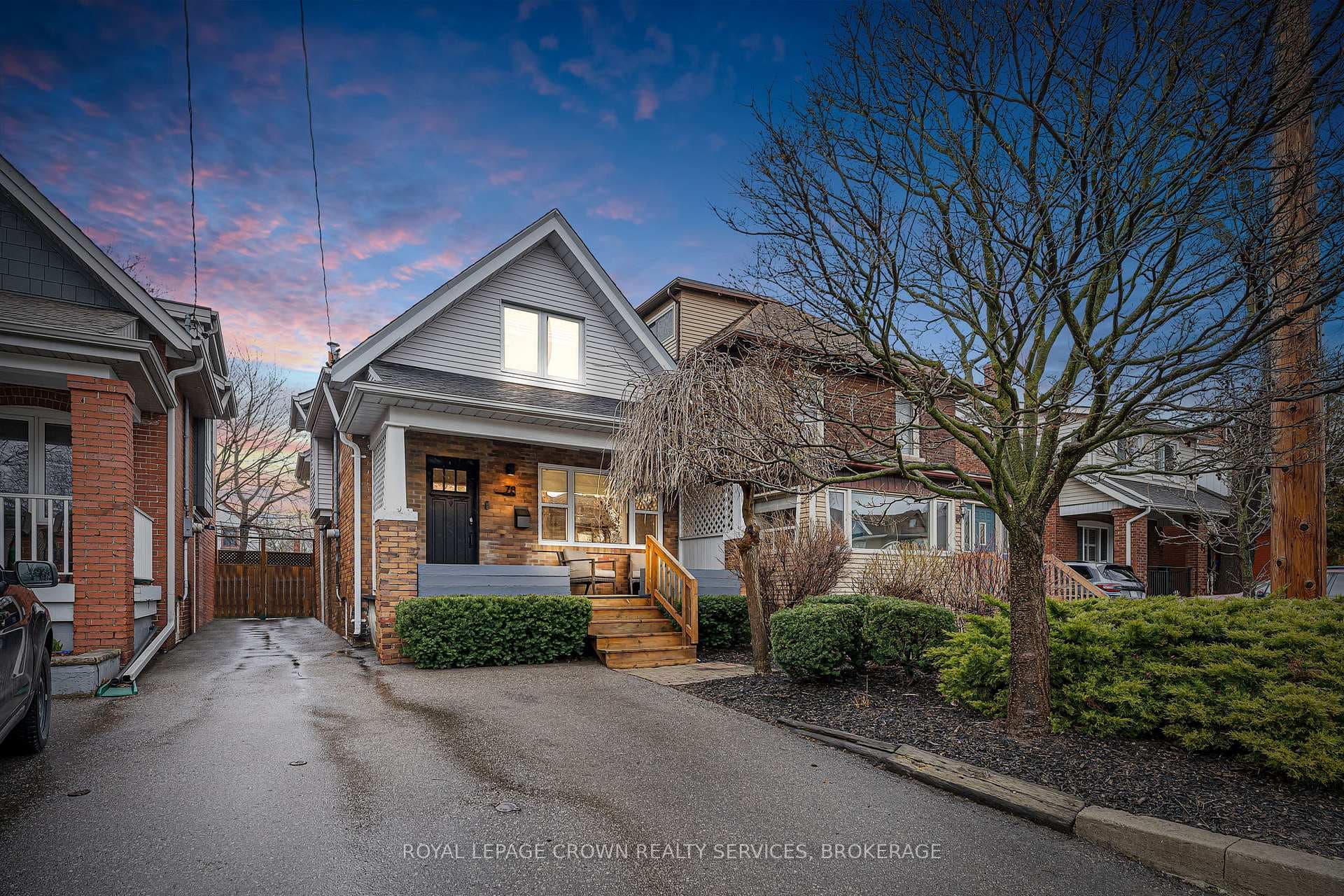 78 NINTH Street, Liberty Village / Parkdale / South Parkdale, ON M8V 3E4 - Photo 1