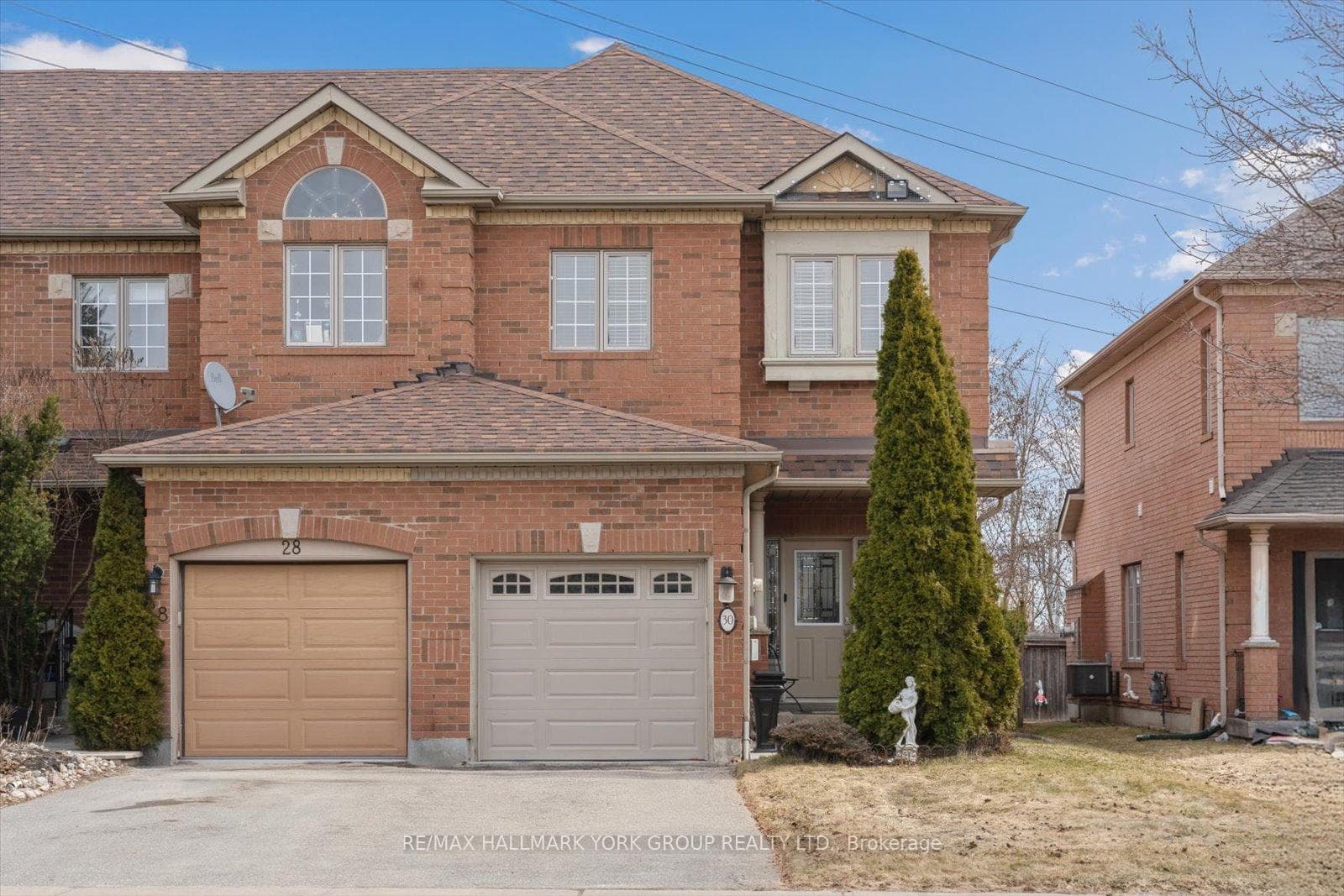 30 Jordanray Boulevard, Newmarket, ON L3X 2P9 - Photo 1