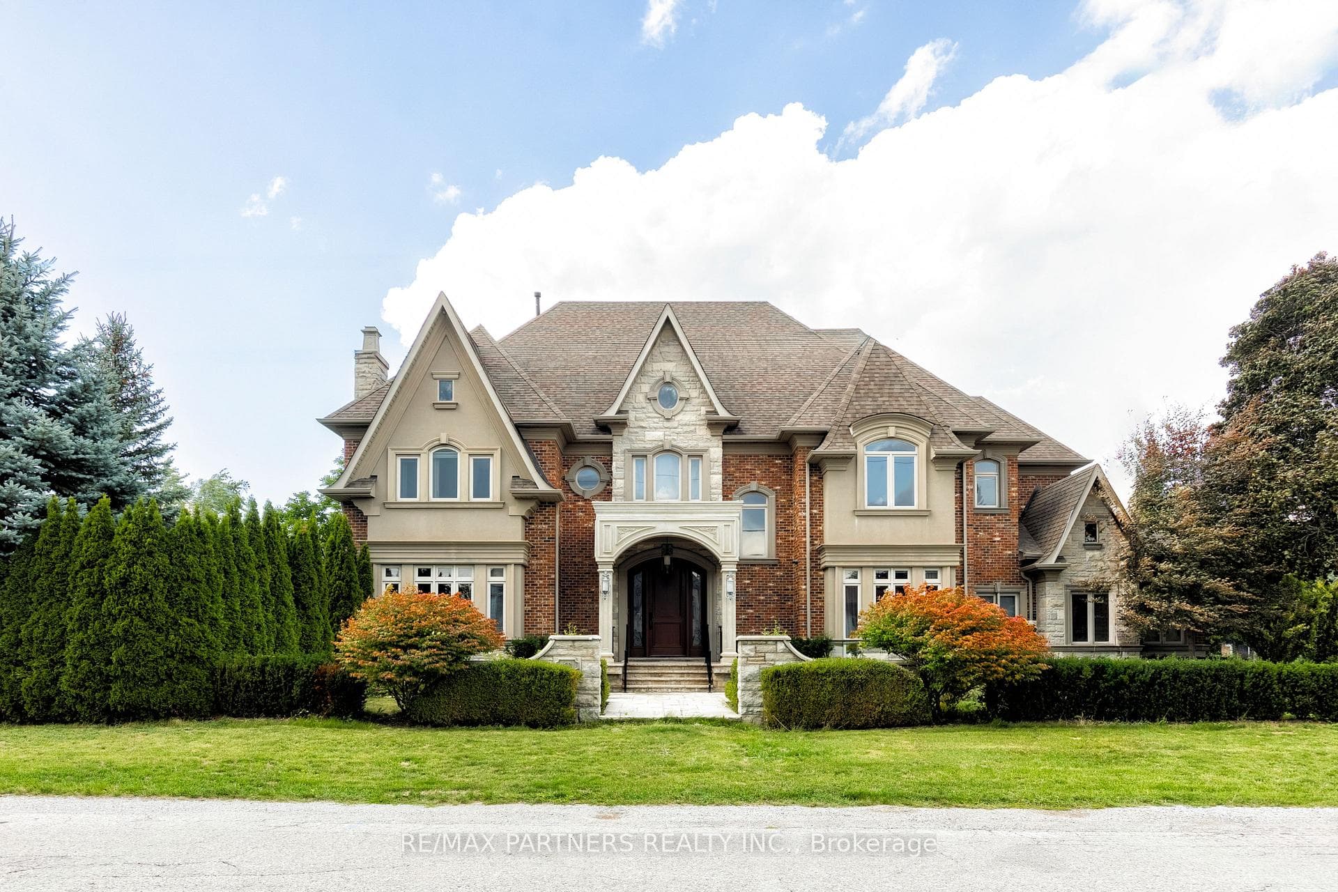 68 Maple Grove Avenue, Richmond Hill, ON L4E 2X2 - Photo 1
