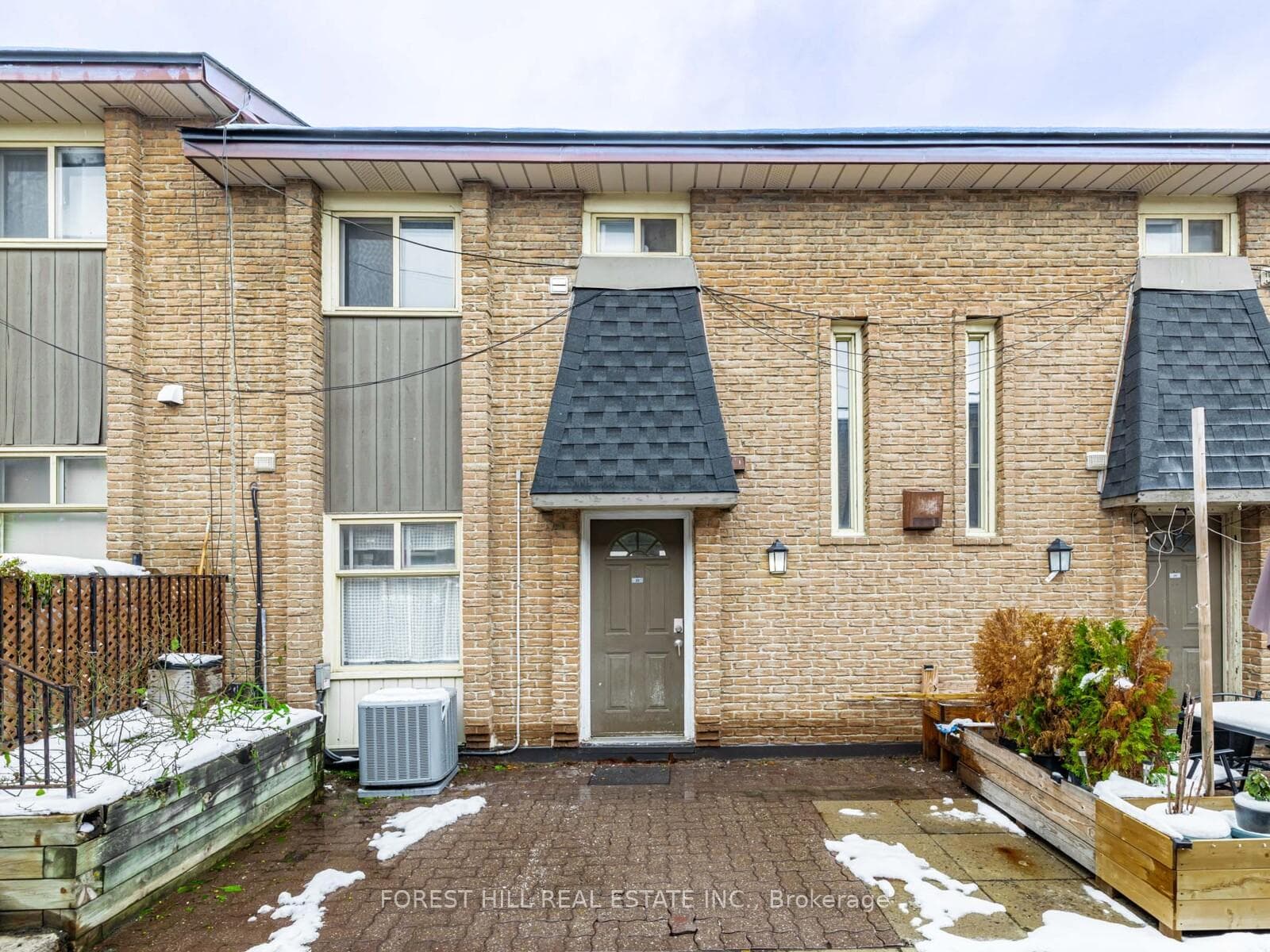 16 Rexdale Boulevard Unit 25, Etobicoke (West Mall / Rexdale), ON M9W 5Z3 - Photo 1