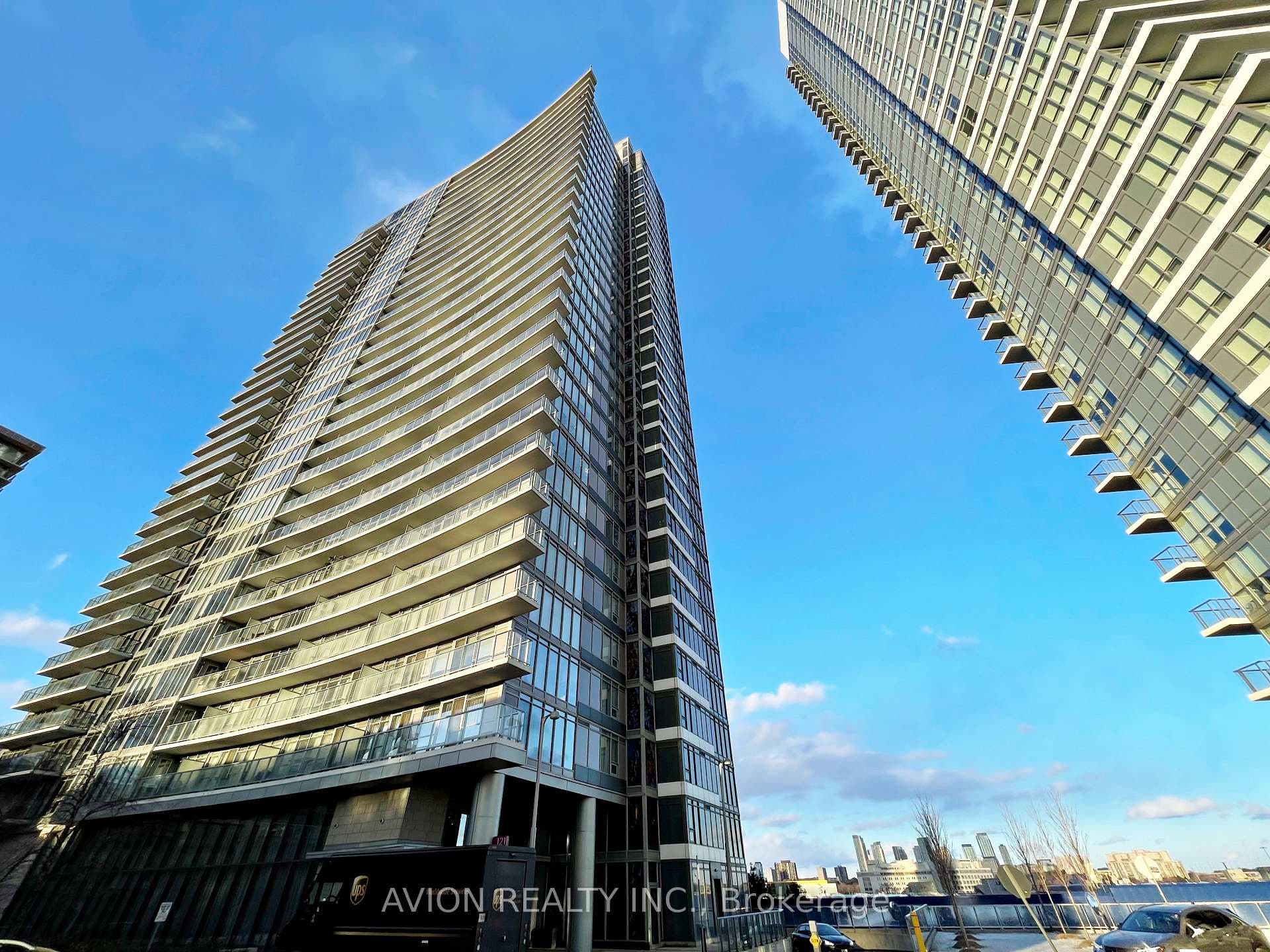121 Mcmahon Drive Unit 705, Hillcrest Village / Bayview Village, ON M2K 0C1 - Photo 1