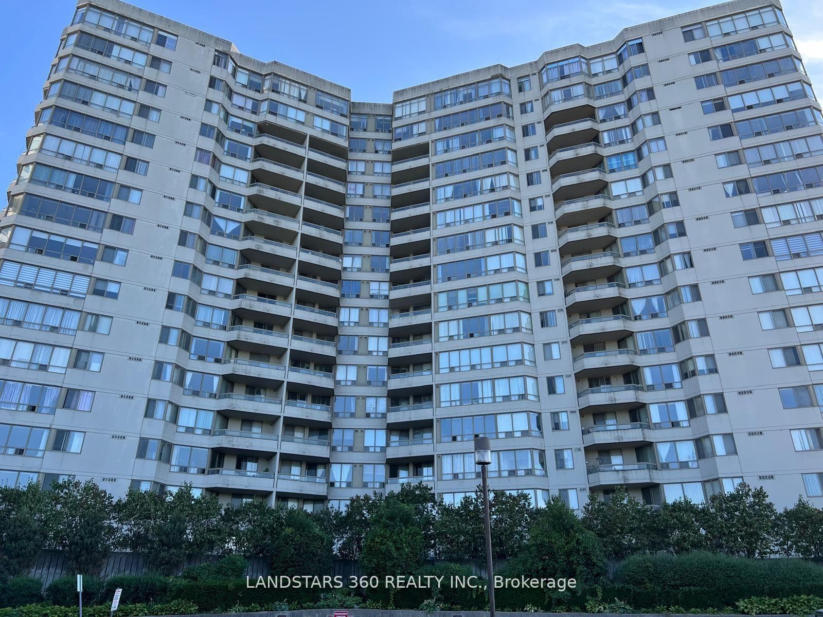 160 Alton Towers Circle Unit 1813, Agincourt / Milliken, ON M1V 4X8 - Photo 1