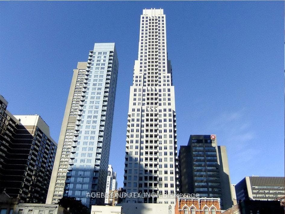 35 Balmuto Street Unit 1009, Toronto C01