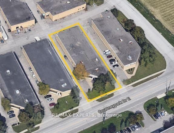 1611 Courtneypark Drive, Mississauga, ON L5T 2G2 - Photo 1