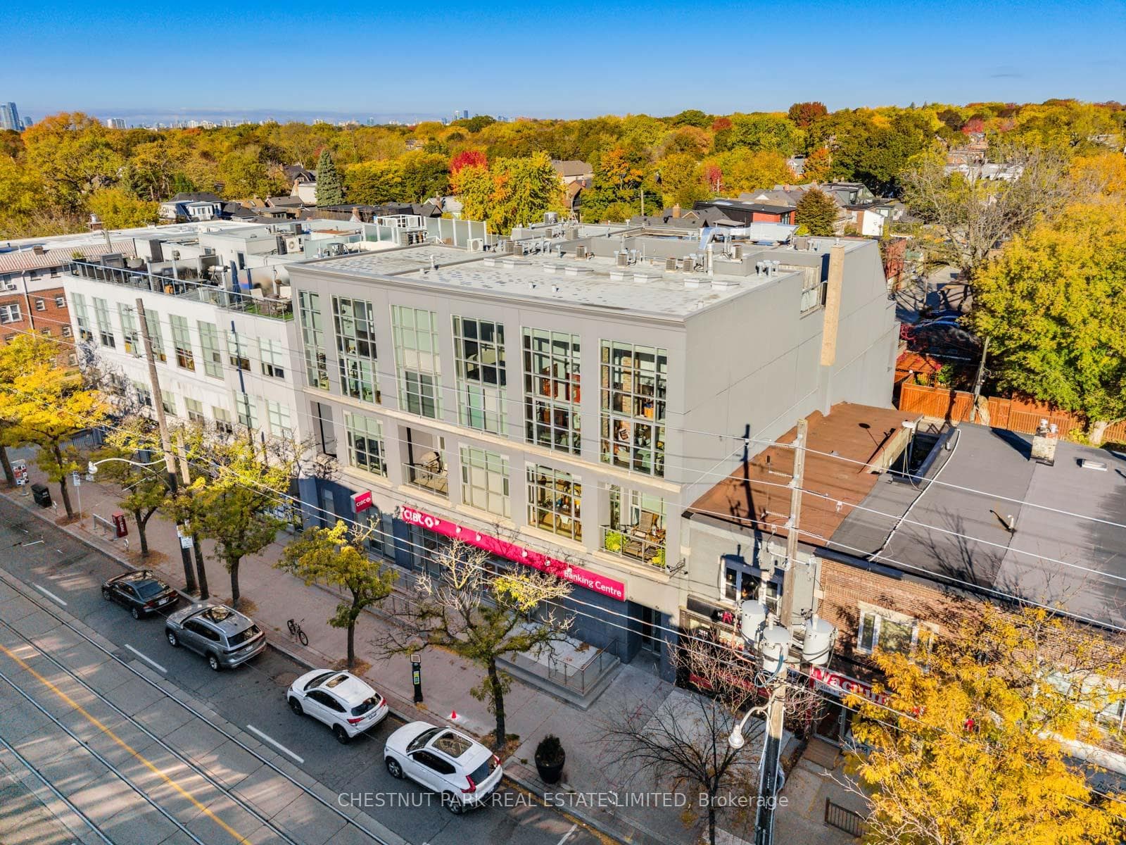 1852 Queen Street Unit 304, The Beaches / Upper Beaches, ON M4L 1H1 - Photo 1