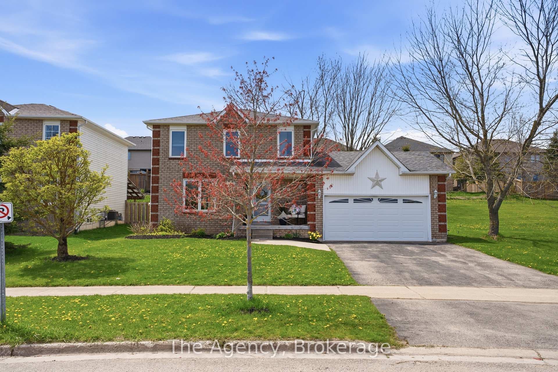 110 Leeson Street, East Luther Grand Valley