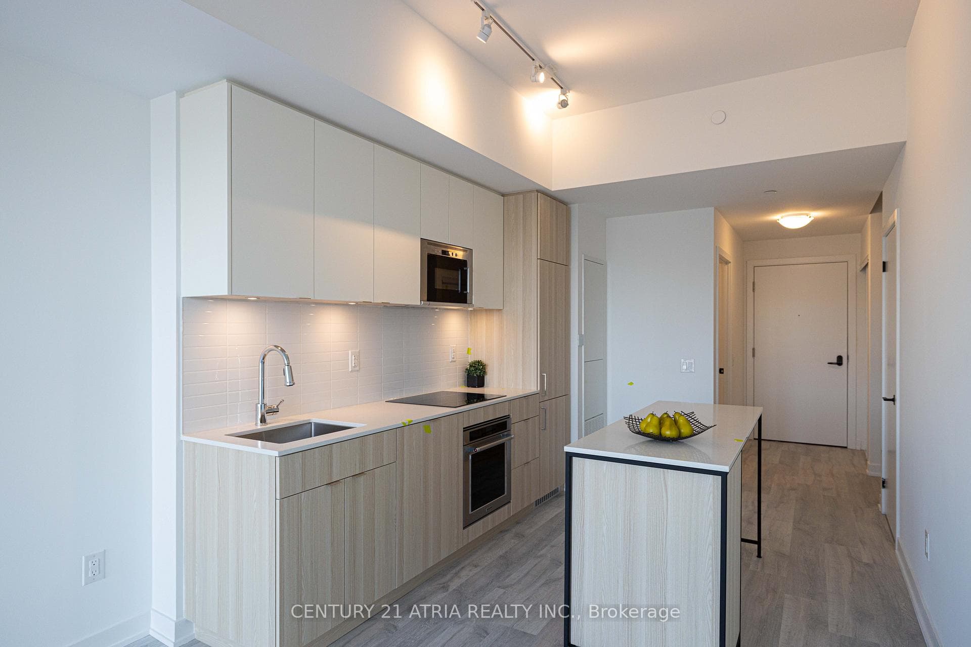 220 Missinnihe Way Unit 427, Mississauga, ON L5H 0A9 - Photo 1