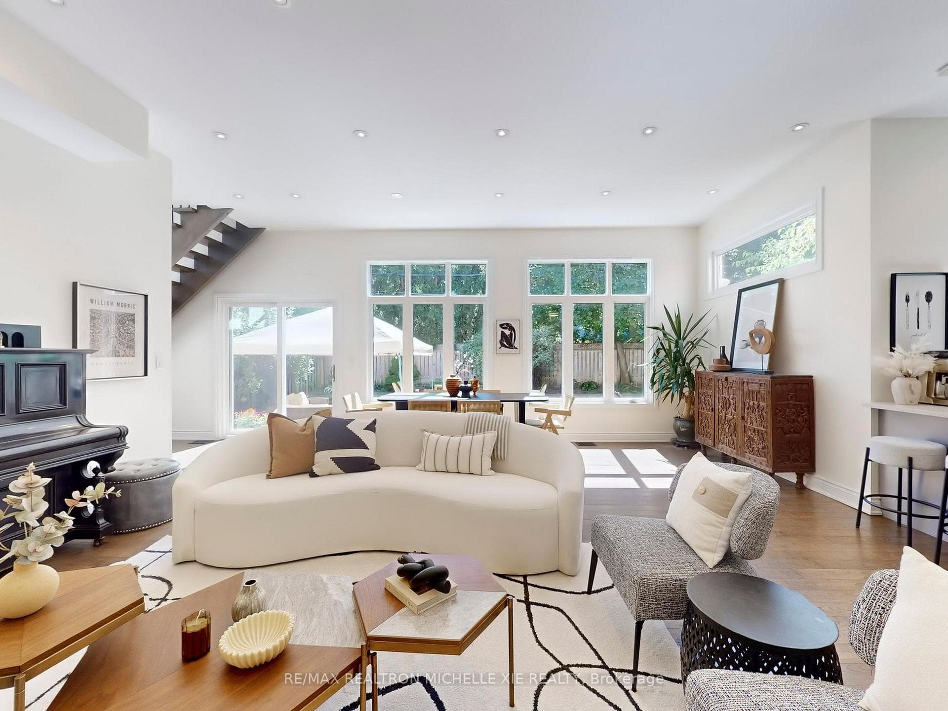 12 Addison Crescent, Don Mills / Parkwoods / Victoria Village, ON M3B 1K8 - Photo 1