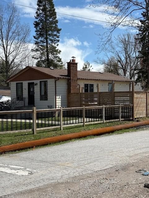 661 9TH Line, Innisfil, ON L9S 3X6 - Photo 1