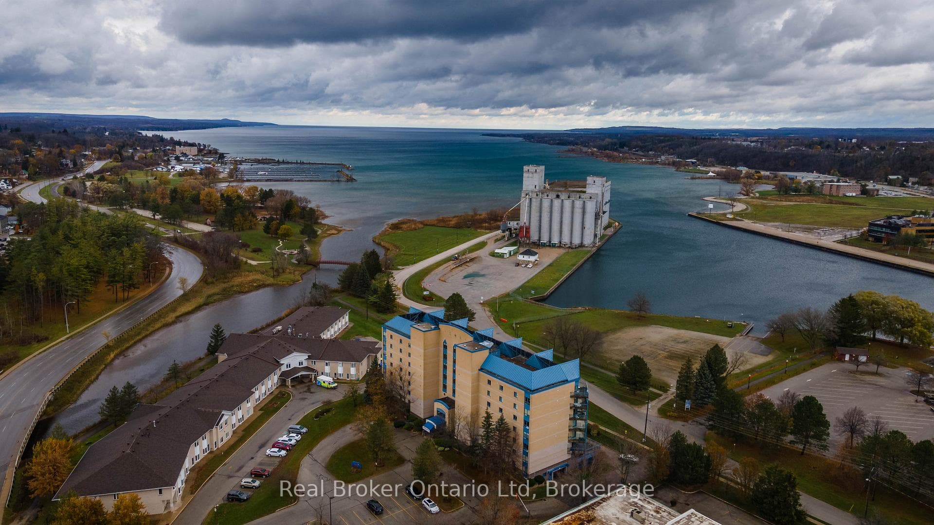 1455 2nd Avenue Unit 705, Owen Sound, ON N4K 6V3 - Photo 1