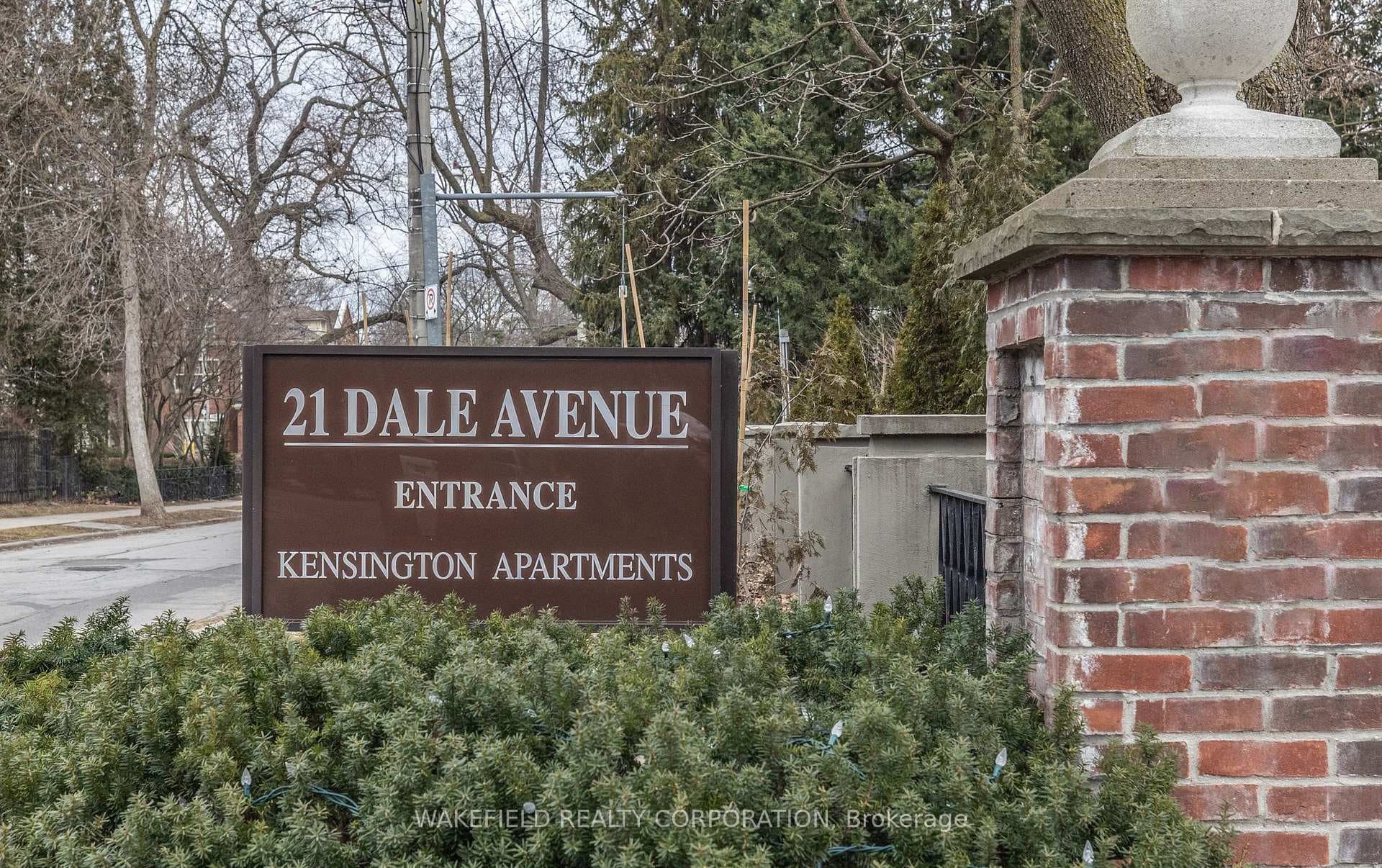 21 Dale Avenue Unit 715, Rosedale / Moore Park, ON M4W 1K3 - Photo 1