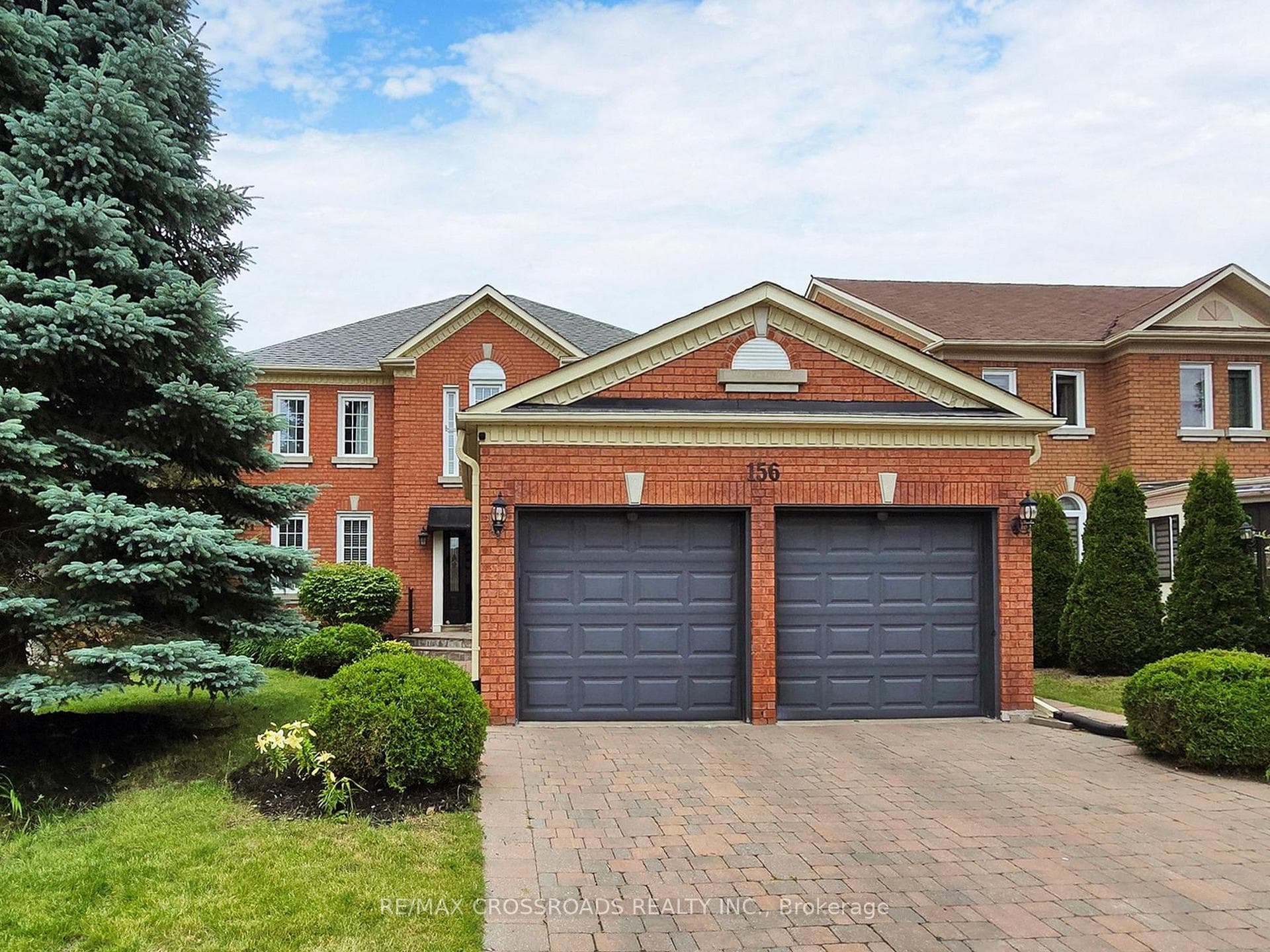 156 Regent Street, Richmond Hill, ON L4C 9N9 - Photo 1