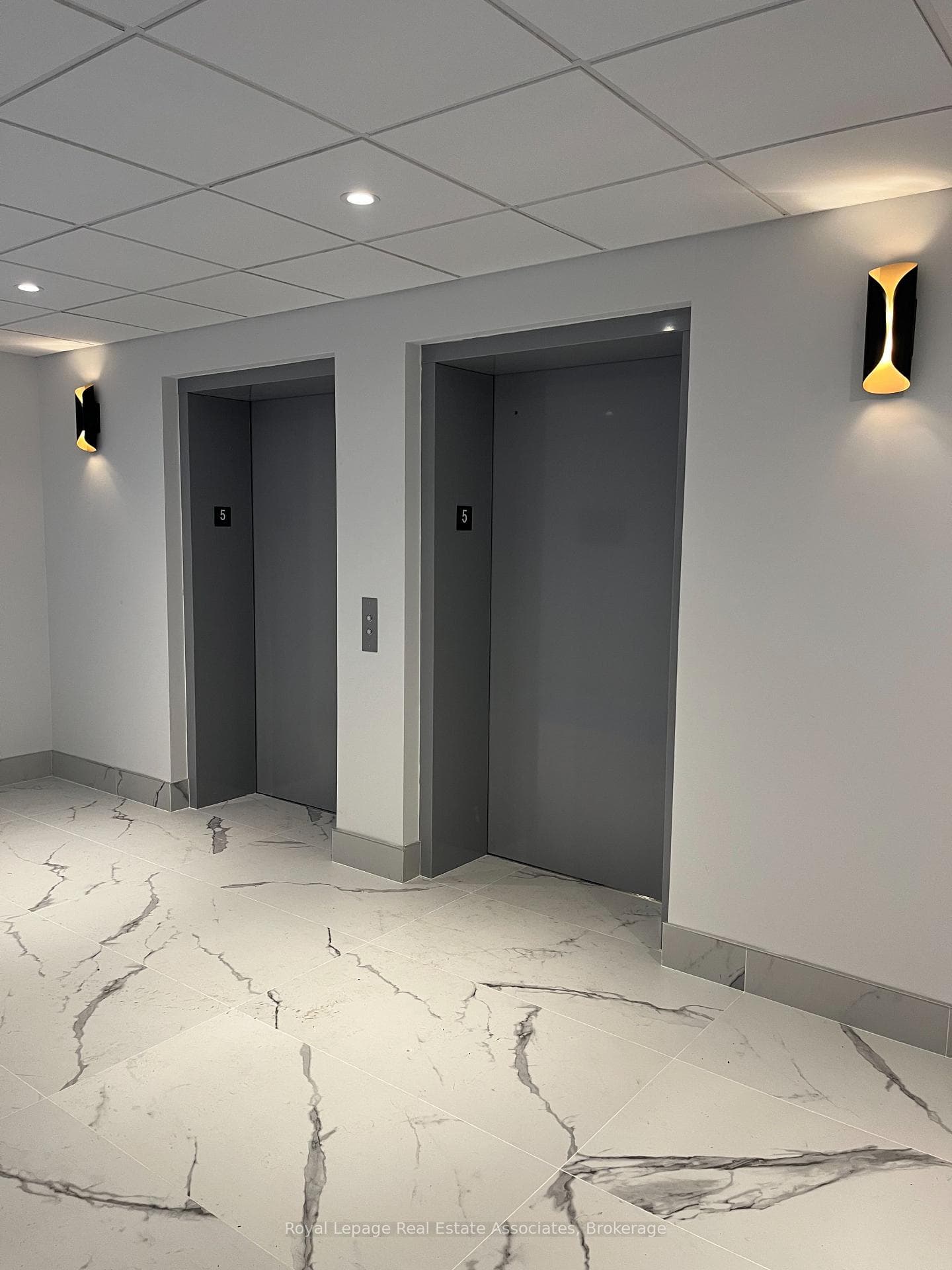 1936 Rymal Road Unit 502, Hamilton, ON L0R 1P0 - Photo 1