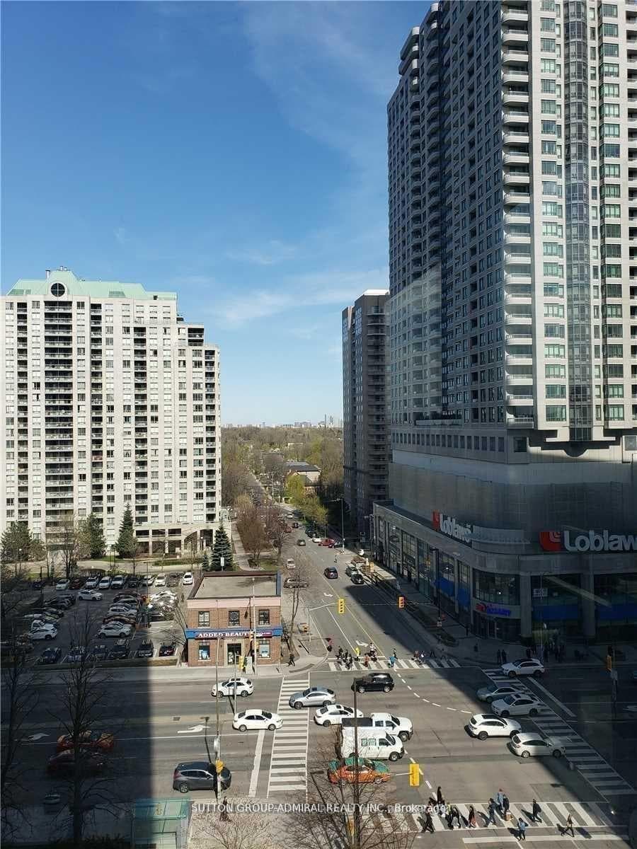 5162 Yonge Street Unit 809, Thornhill / Willowdale, ON M2N 5P6 - Photo 1
