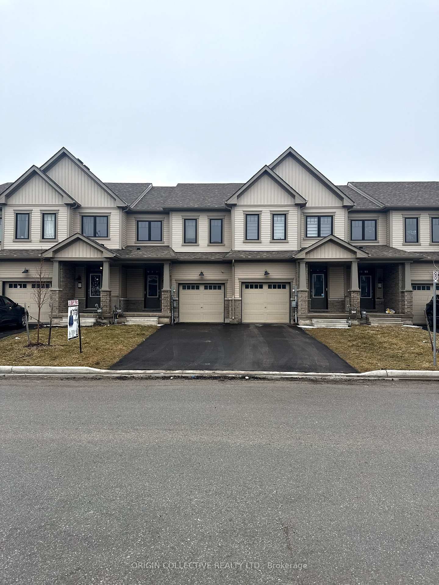 117 Keelson Street, Welland, ON L3B 0M4 - Photo 1