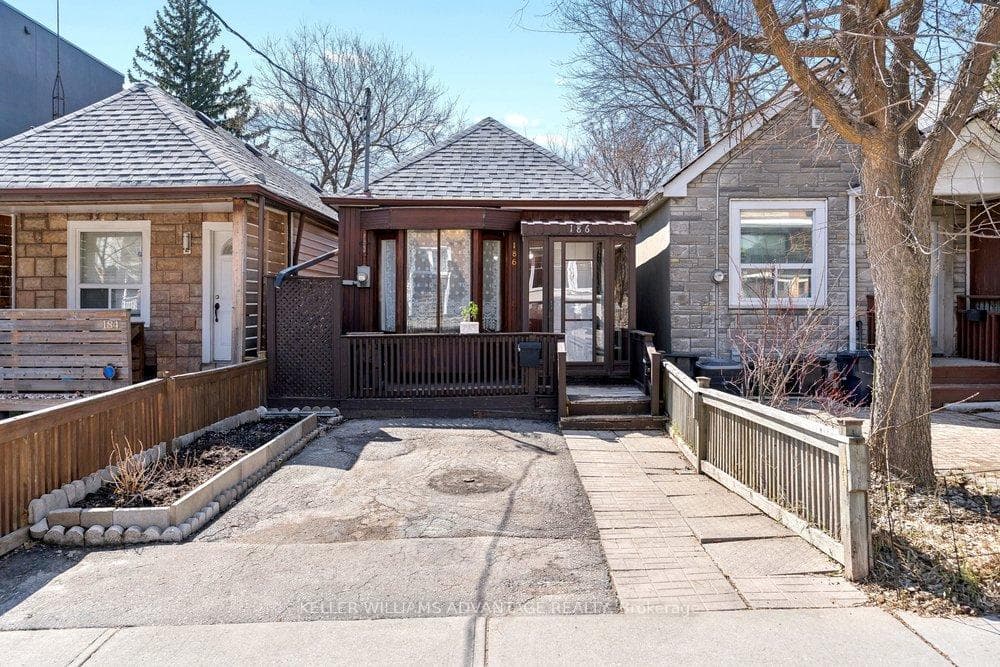 186 Cedric Avenue, Forest Hill / Deer Park, ON M6C 3X8 - Photo 1