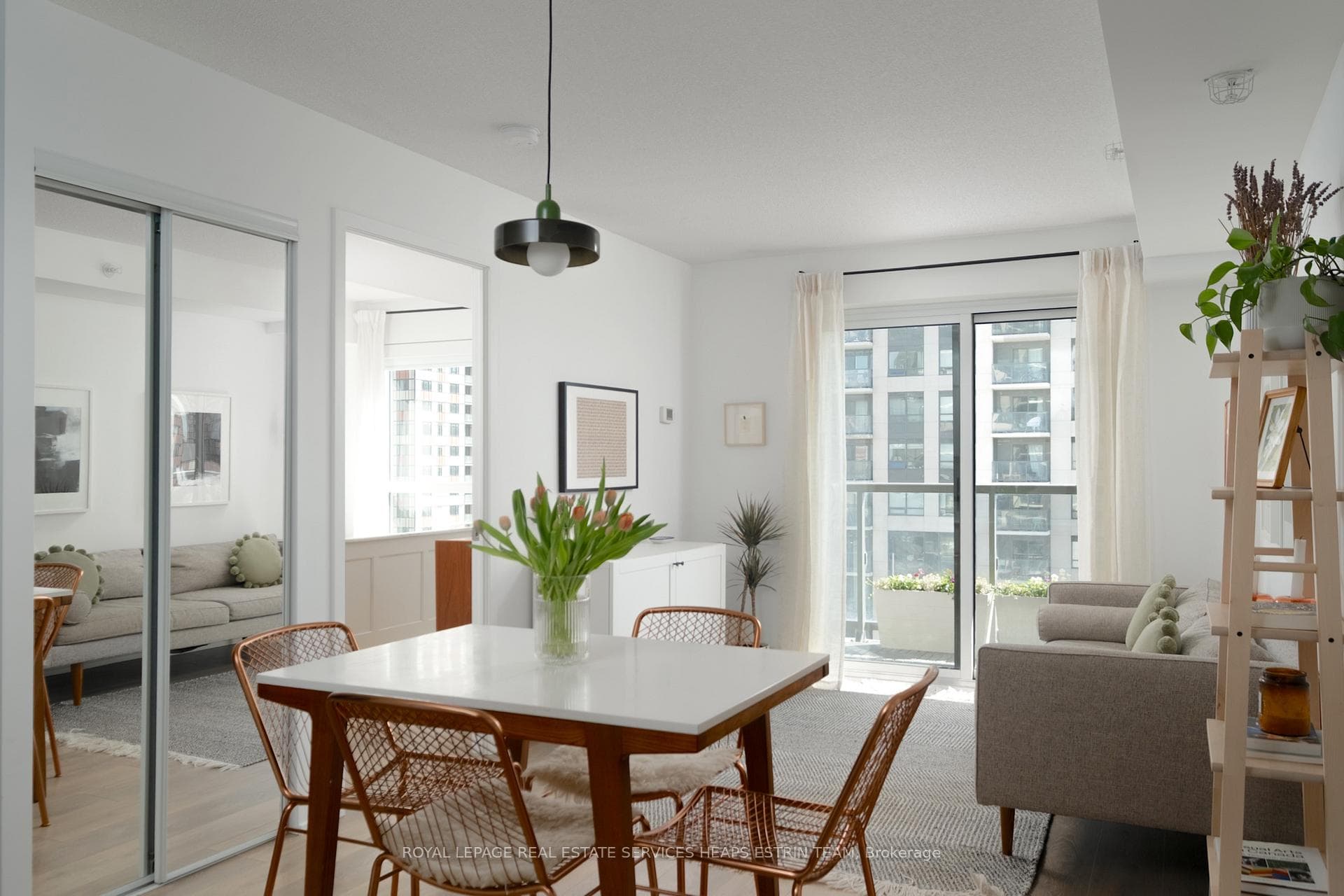 1420 Dupont Street Unit 1001, Toronto W02