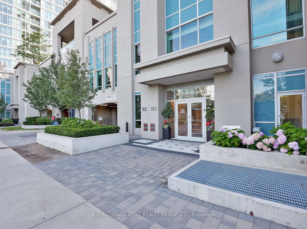 165 Legion Road Unit 1323, Liberty Village / Parkdale / South Parkdale, ON M8Y 0B3 - Photo 1
