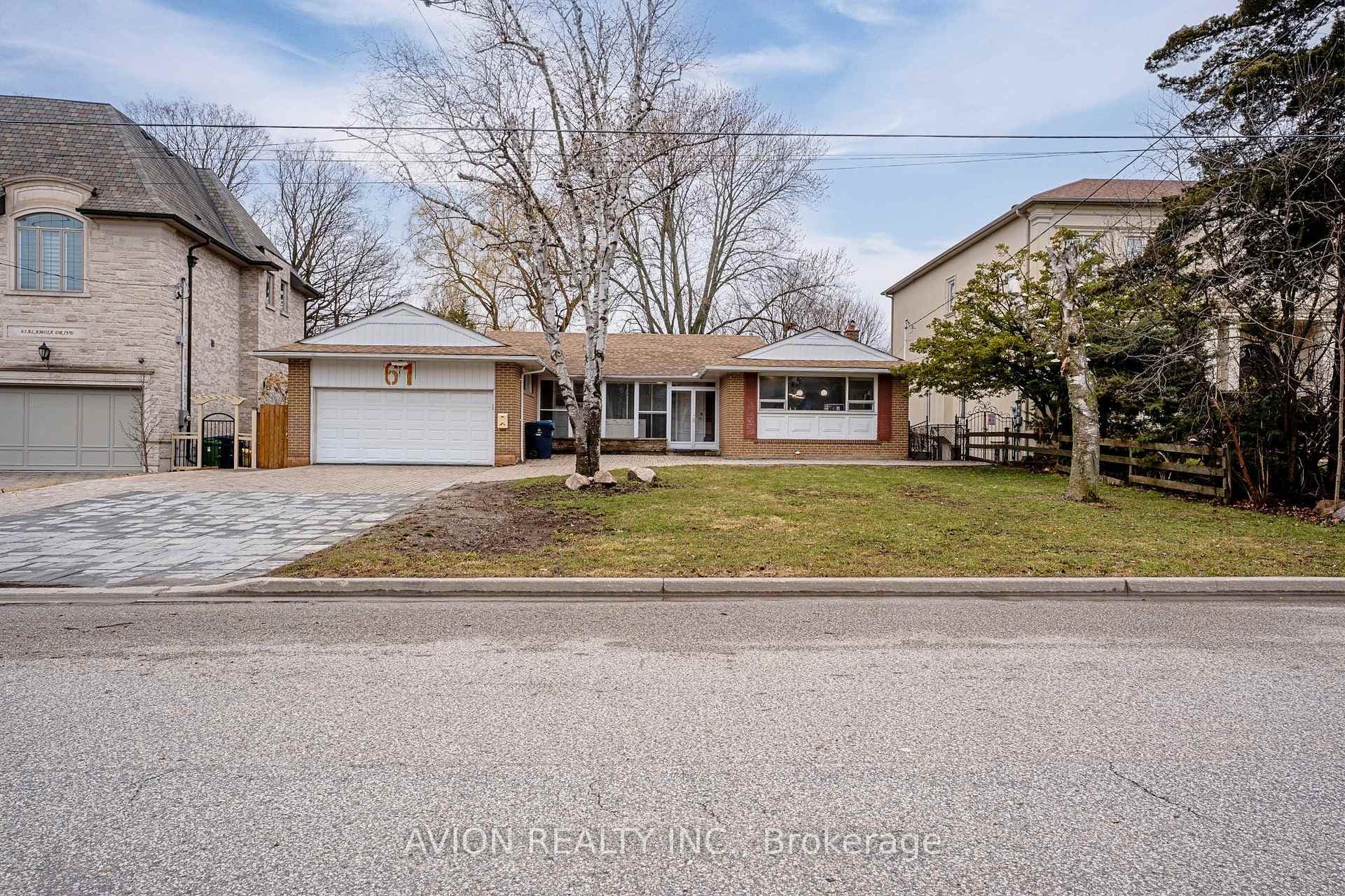 61 Alamosa Drive, Hillcrest Village / Bayview Village, ON M2J 2N8 - Photo 1