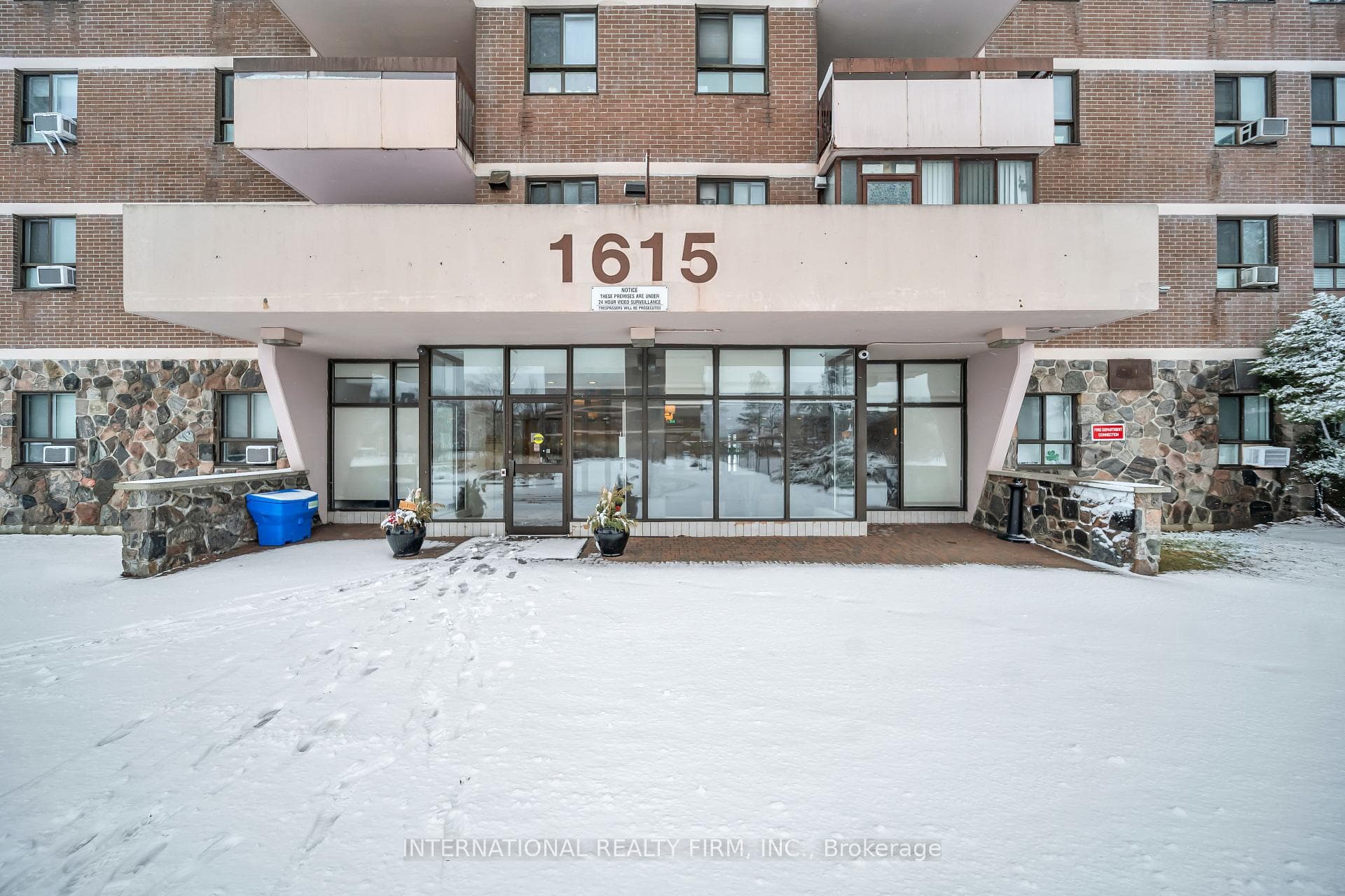 1615 Bloor Street Unit 801, Mississauga, ON L4X 1S2 - Photo 1