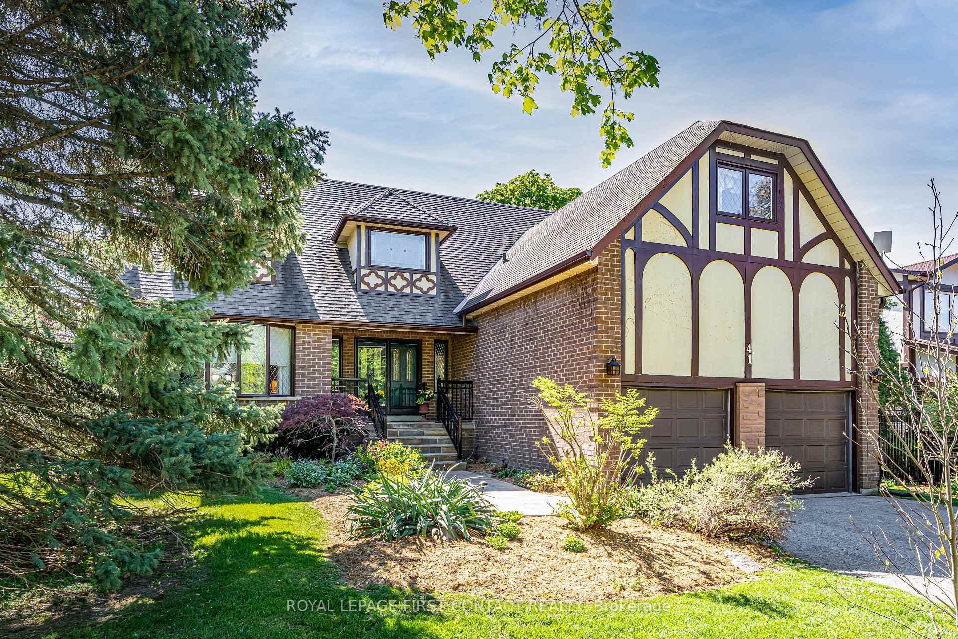 41 Marilyn Street, Caledon, ON L7C 1H5 - Photo 1