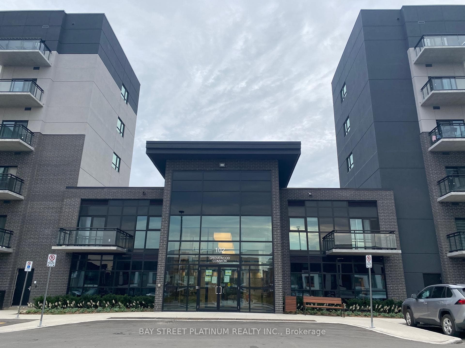 102 Grovewood Common Unit 221, Oakville, ON L6H 0X2 - Photo 1