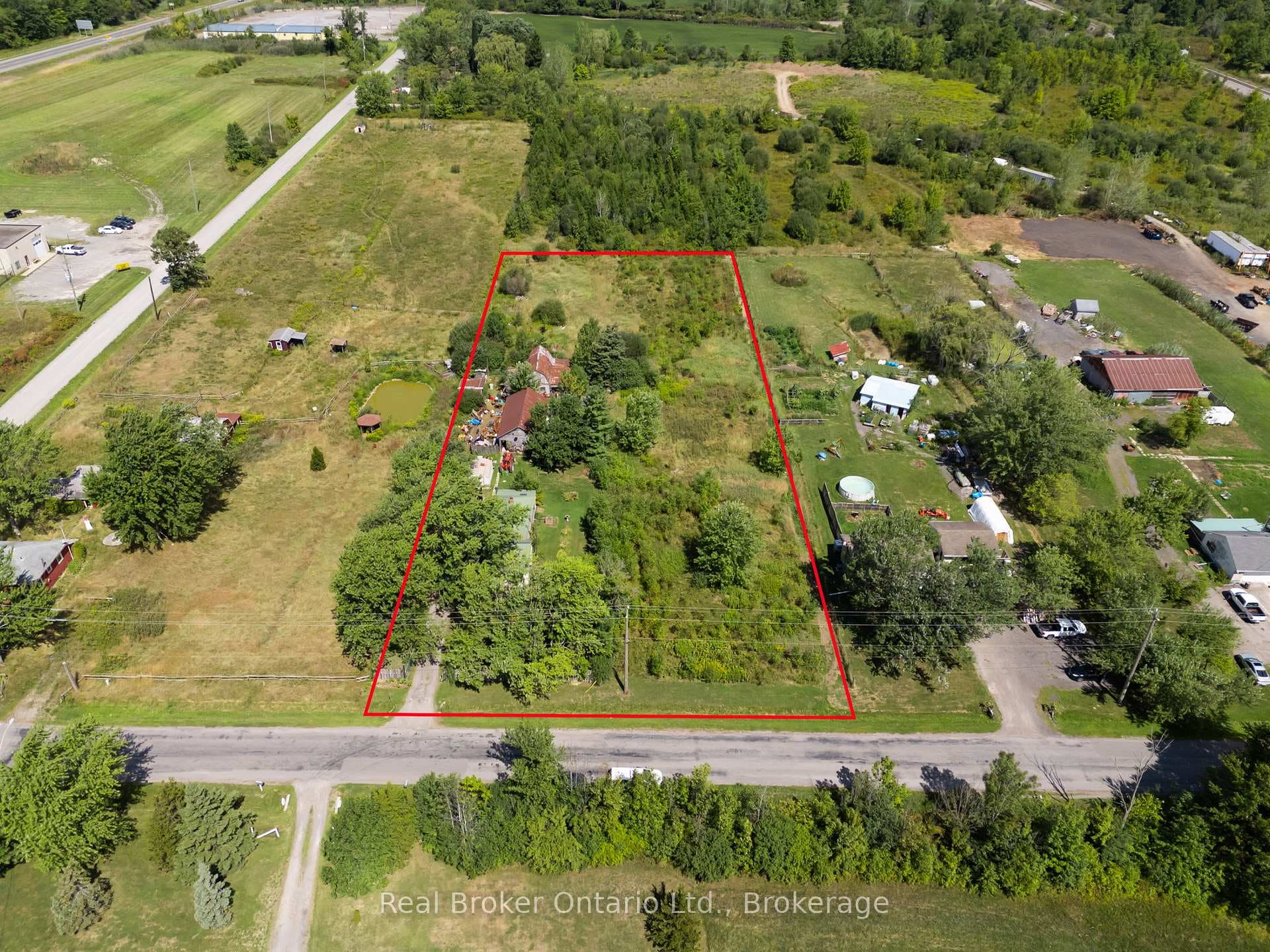320 Netherby Road, Welland, ON L3B 5N7 - Photo 1