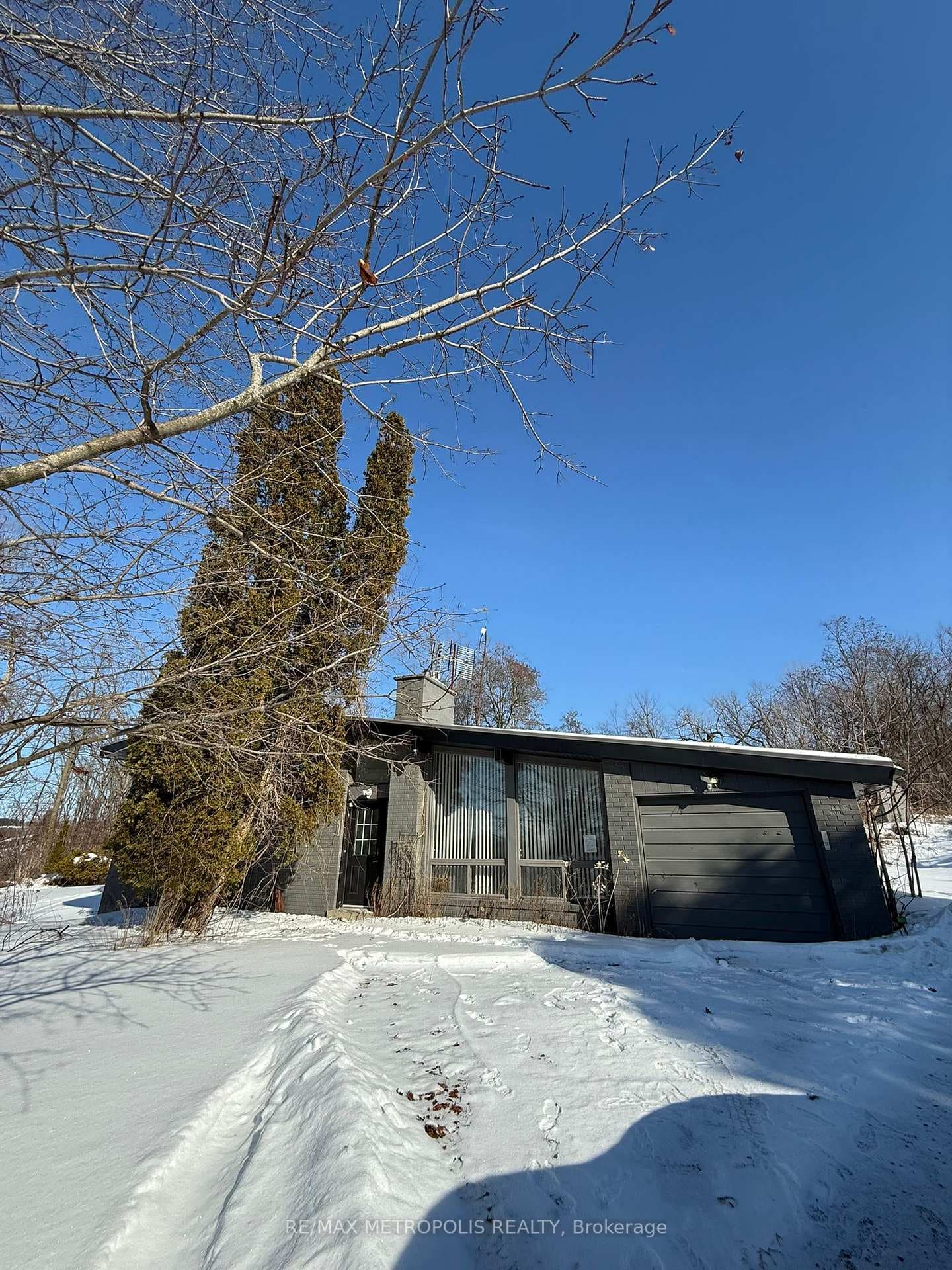 3975 Kinsale Road, Pickering, ON L1Y 1E3 - Photo 1