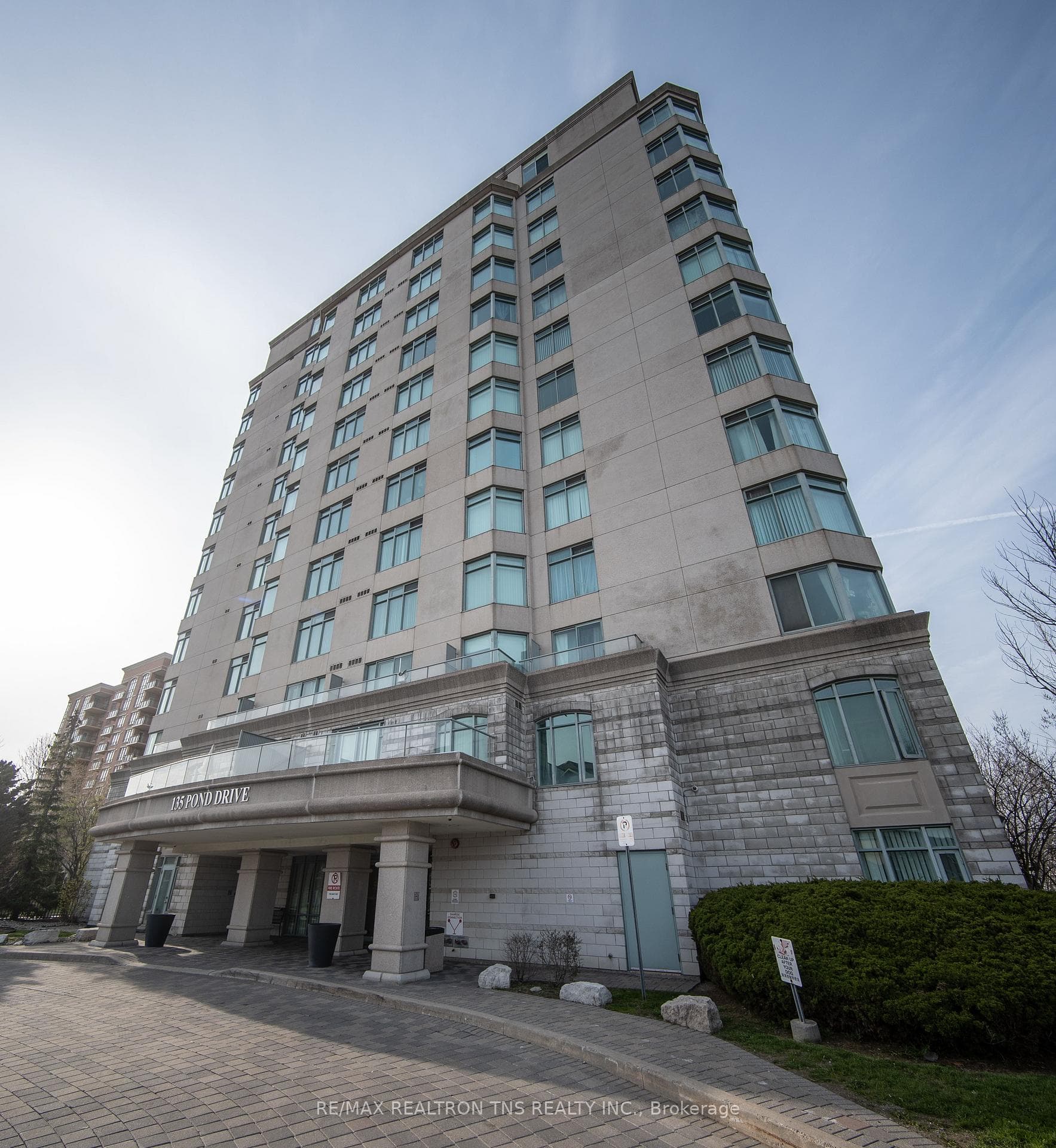 135 Pond Drive Unit Ph1, Markham