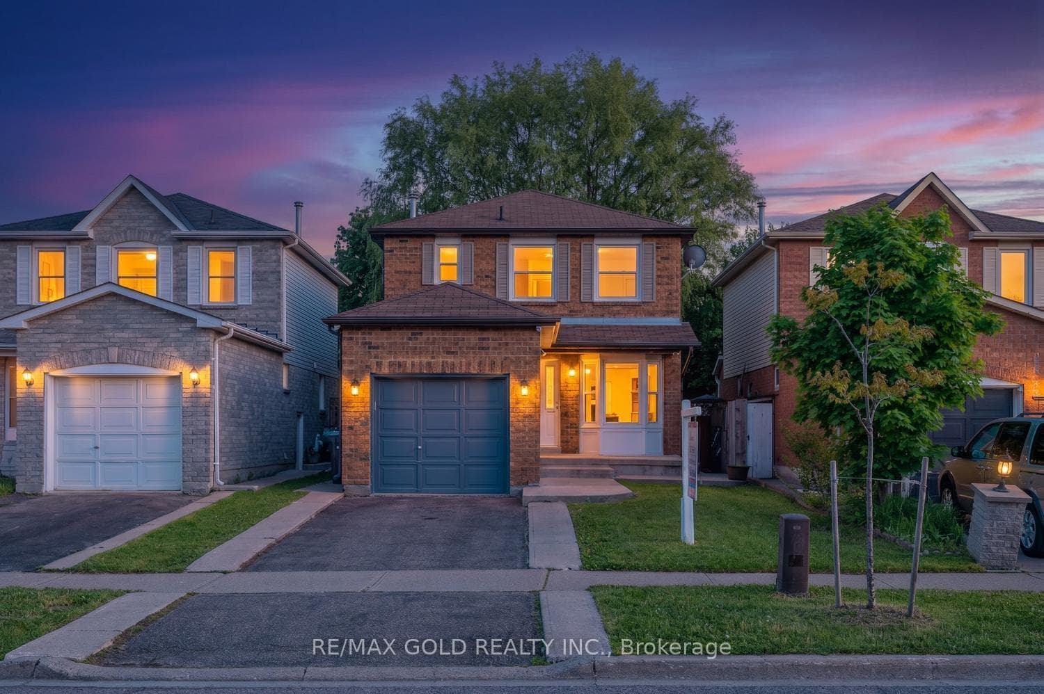 5 Ravenswood Drive, Brampton, ON L6Y 3Y5 - Photo 1