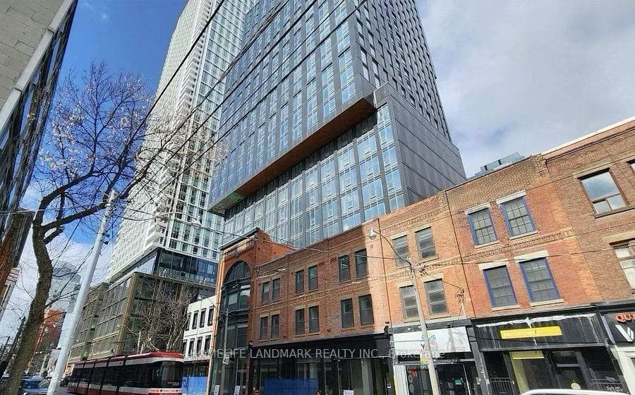 100 Queen Street Unit 3010 (2nd BR), Regent Park / Cabbagetown / St. James Town, ON M5C 0B5 - Photo 1