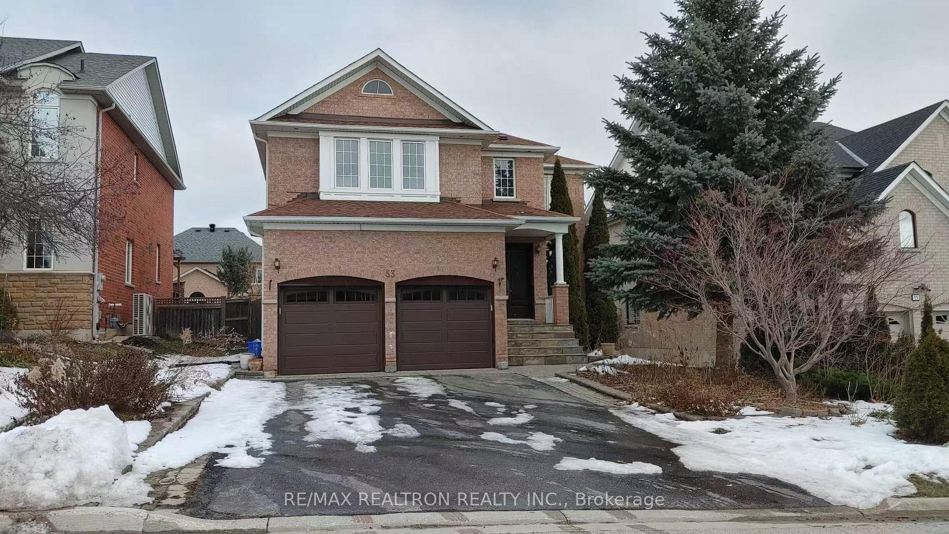 53 Shadow Falls Drive, Richmond Hill, ON L4E 4J7 - Photo 1