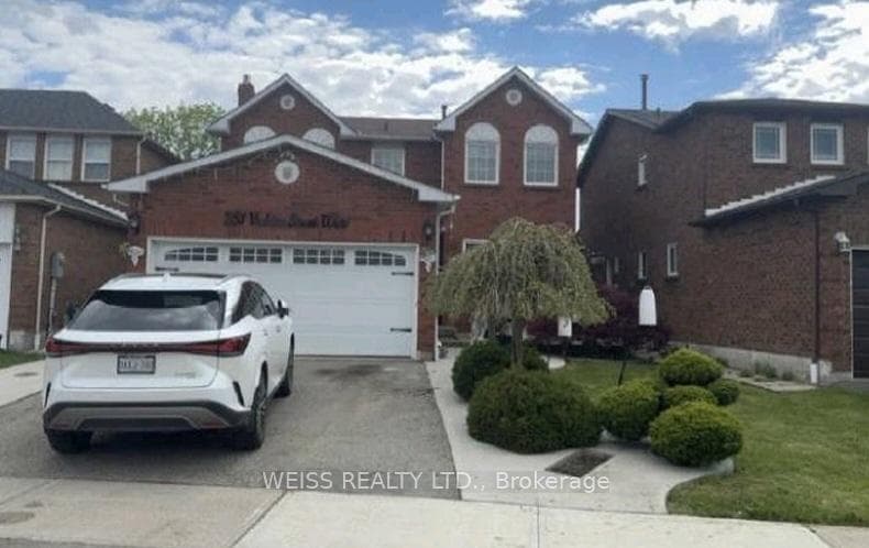251 Vodden Street, Brampton