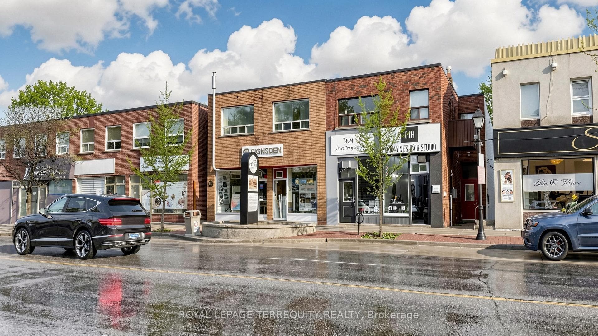 321 Lakeshore Road, Mississauga, ON L5G 1H3 - Photo 1