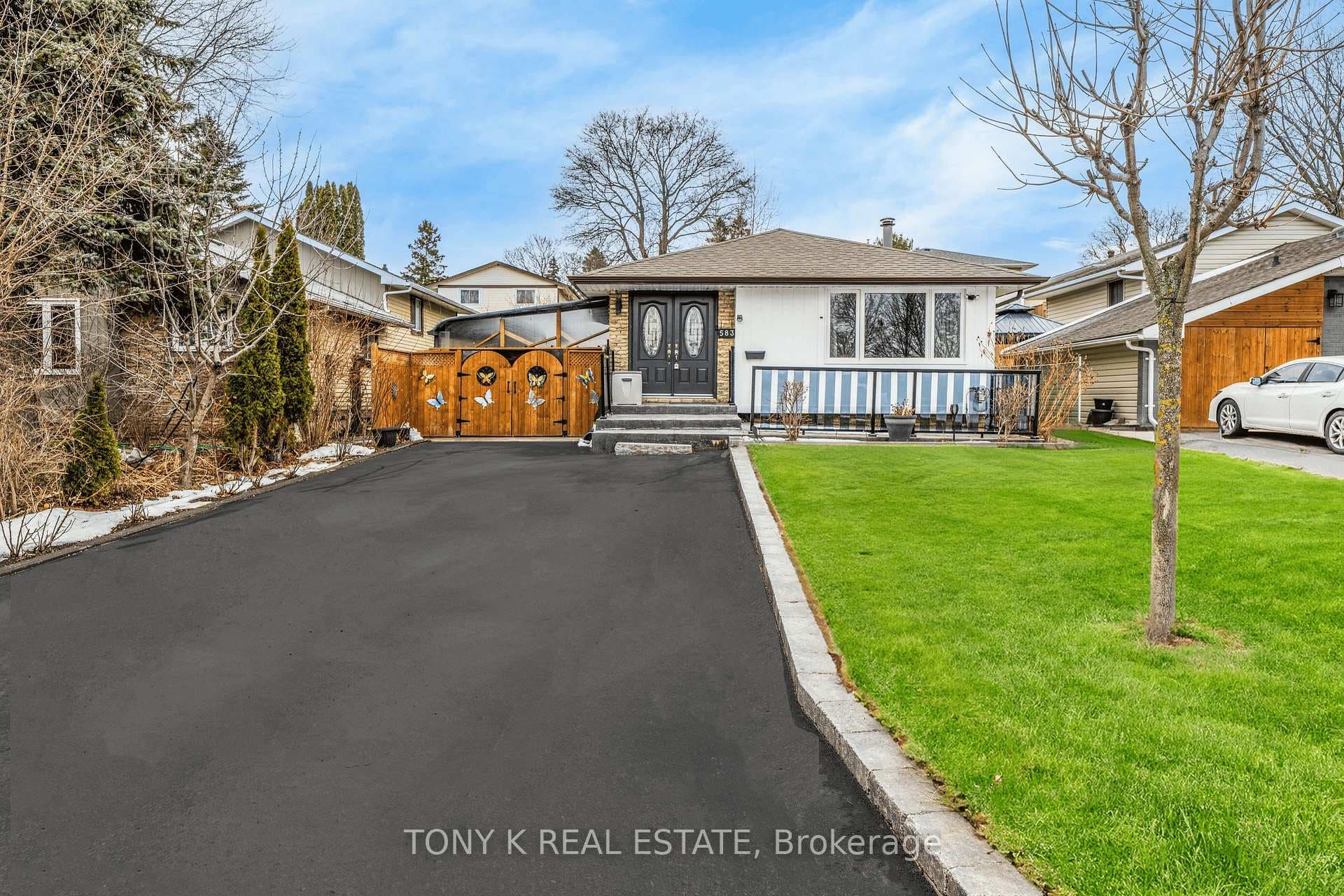 583 Annandale Street, Oshawa, ON L1H 7S6 - Photo 1