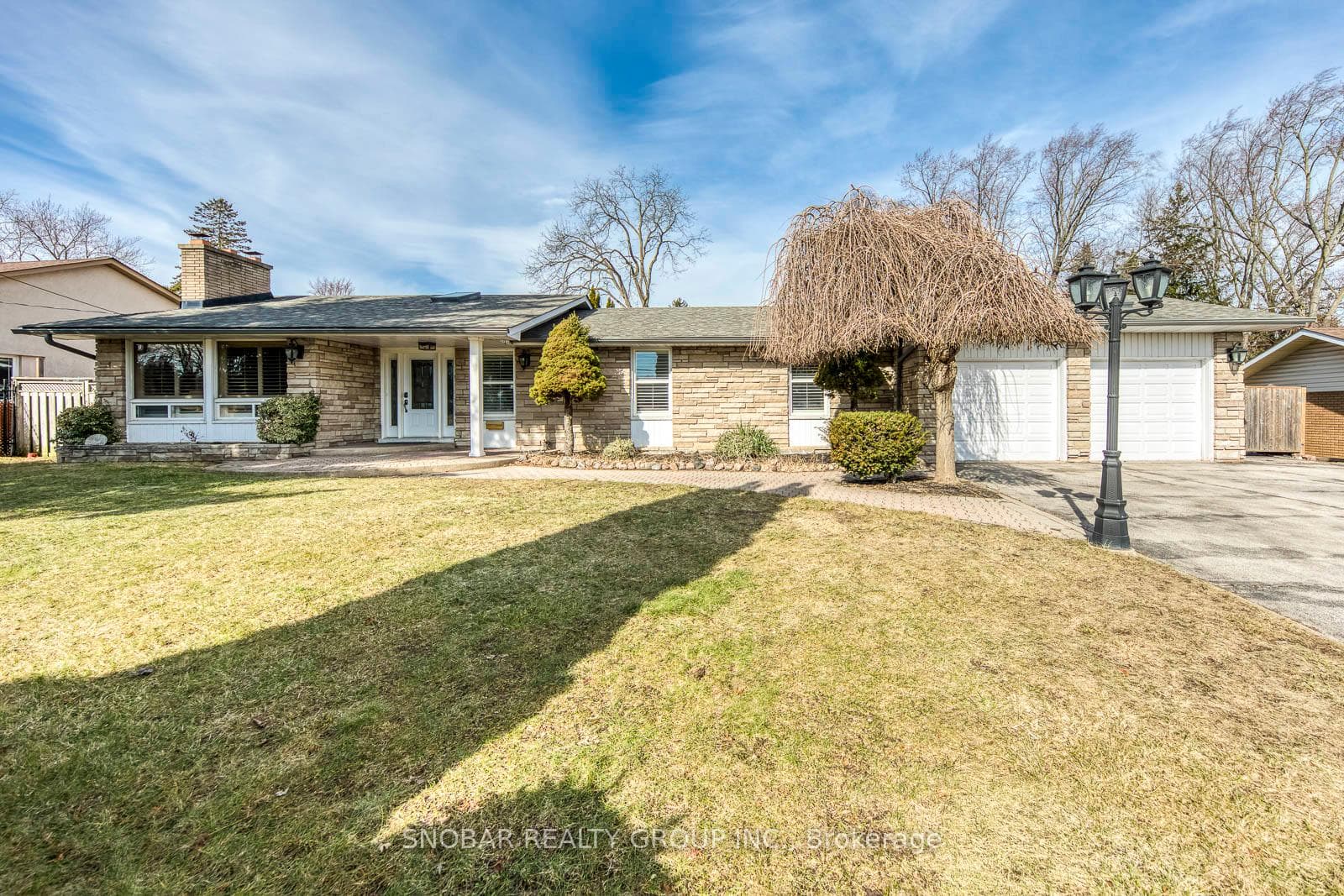 71 Premium Way, Mississauga, ON L5B 1A1 - Photo 1