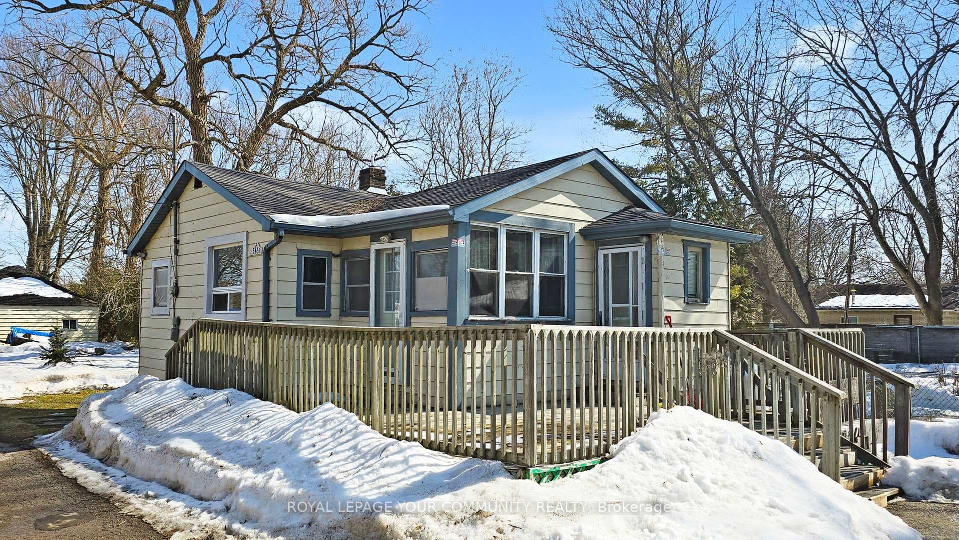 546 Lake Drive Unit Unit A, Georgina