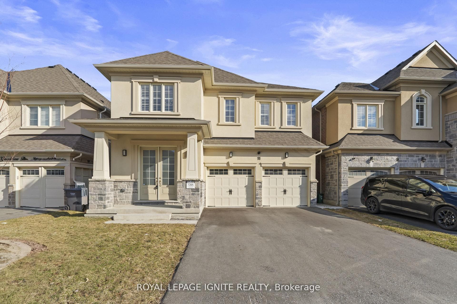 11 Jenwood Crescent, Brampton, ON L6R 4C6 - Photo 1