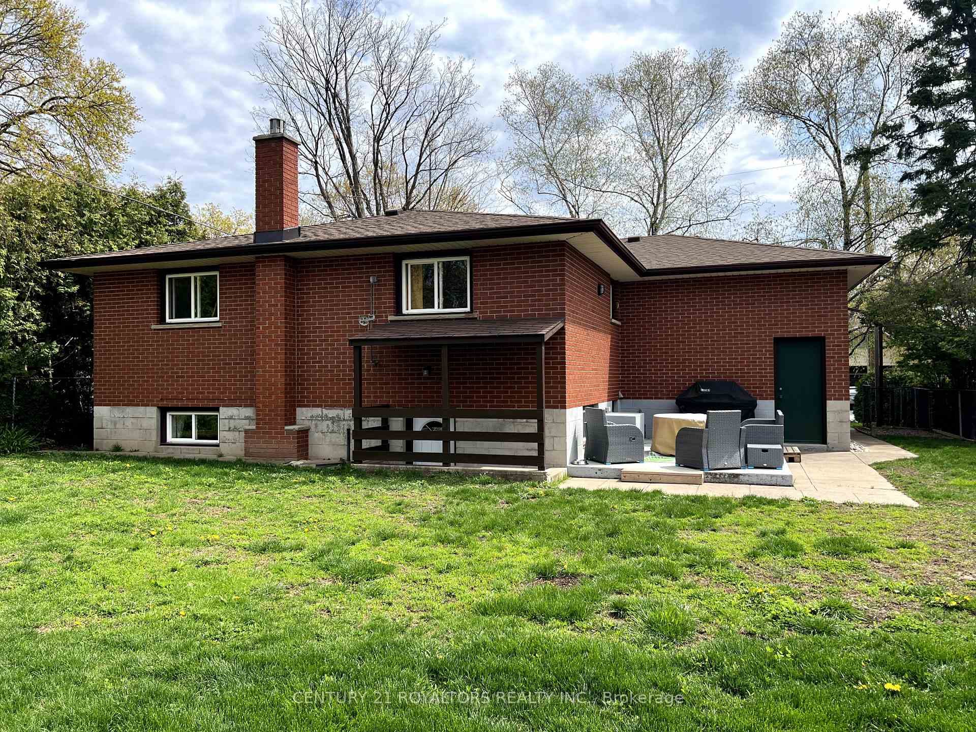 404 Trent Street Unit Upper, Whitby