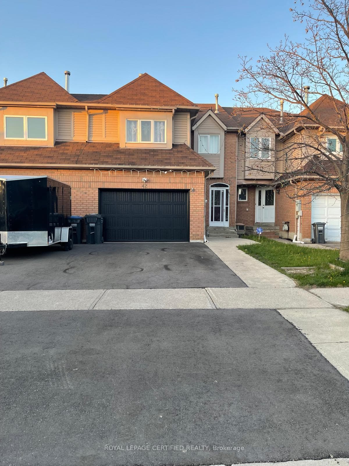 42 Wooliston Crescent, Brampton, ON L6Y 4J5 - Photo 1