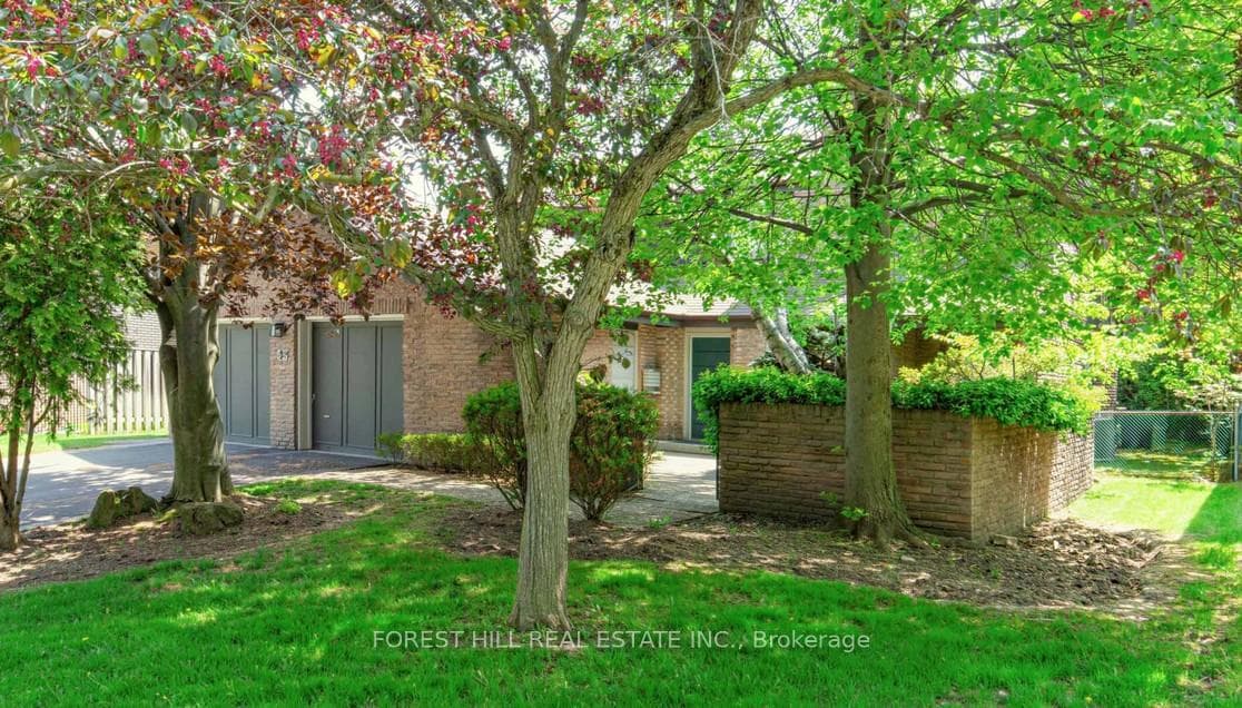 43 Beaverhall Drive, Bridle Path / York Mills / Hoggs Hollow, ON M2L 2C8 - Photo 1